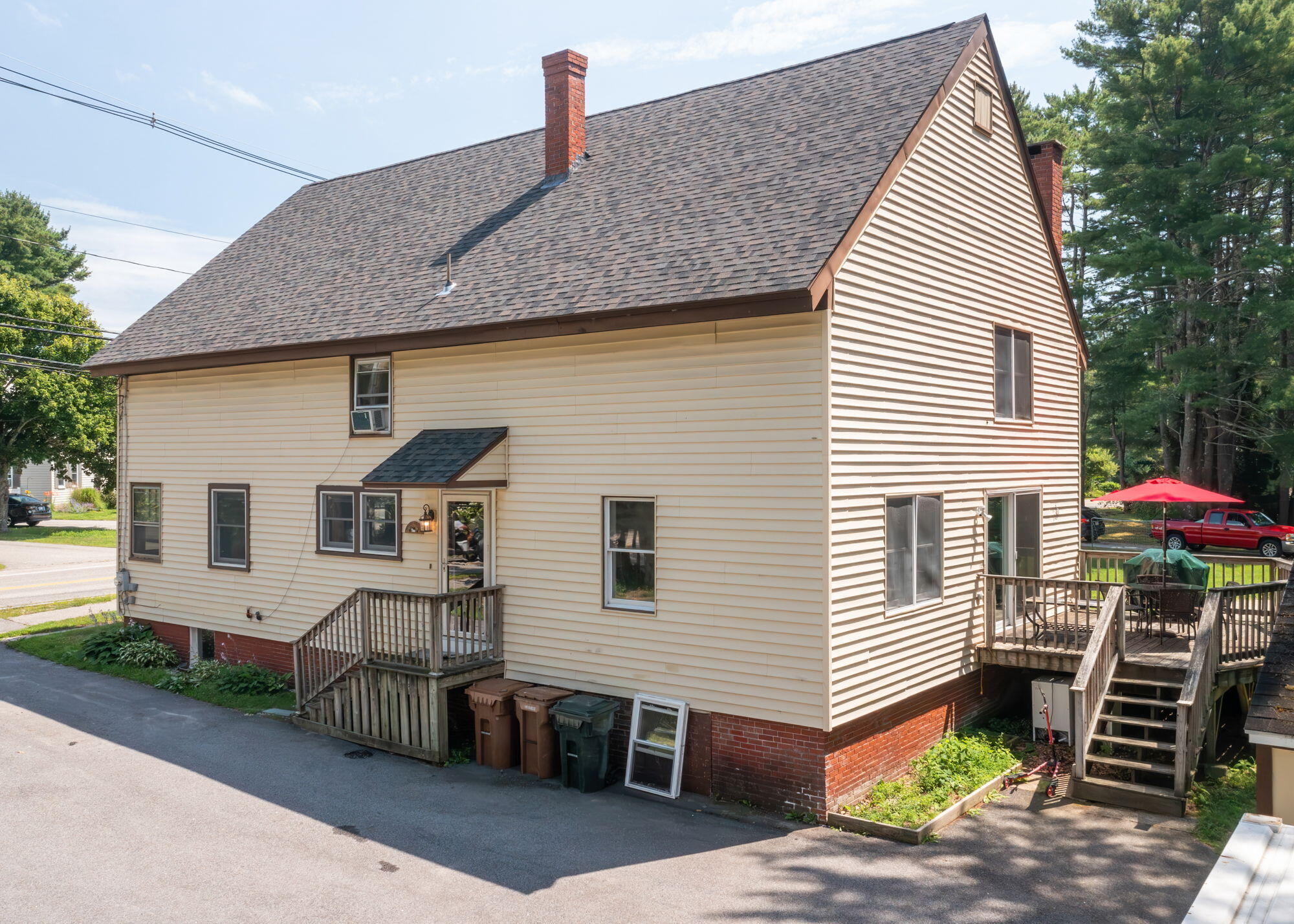 main property photo 50