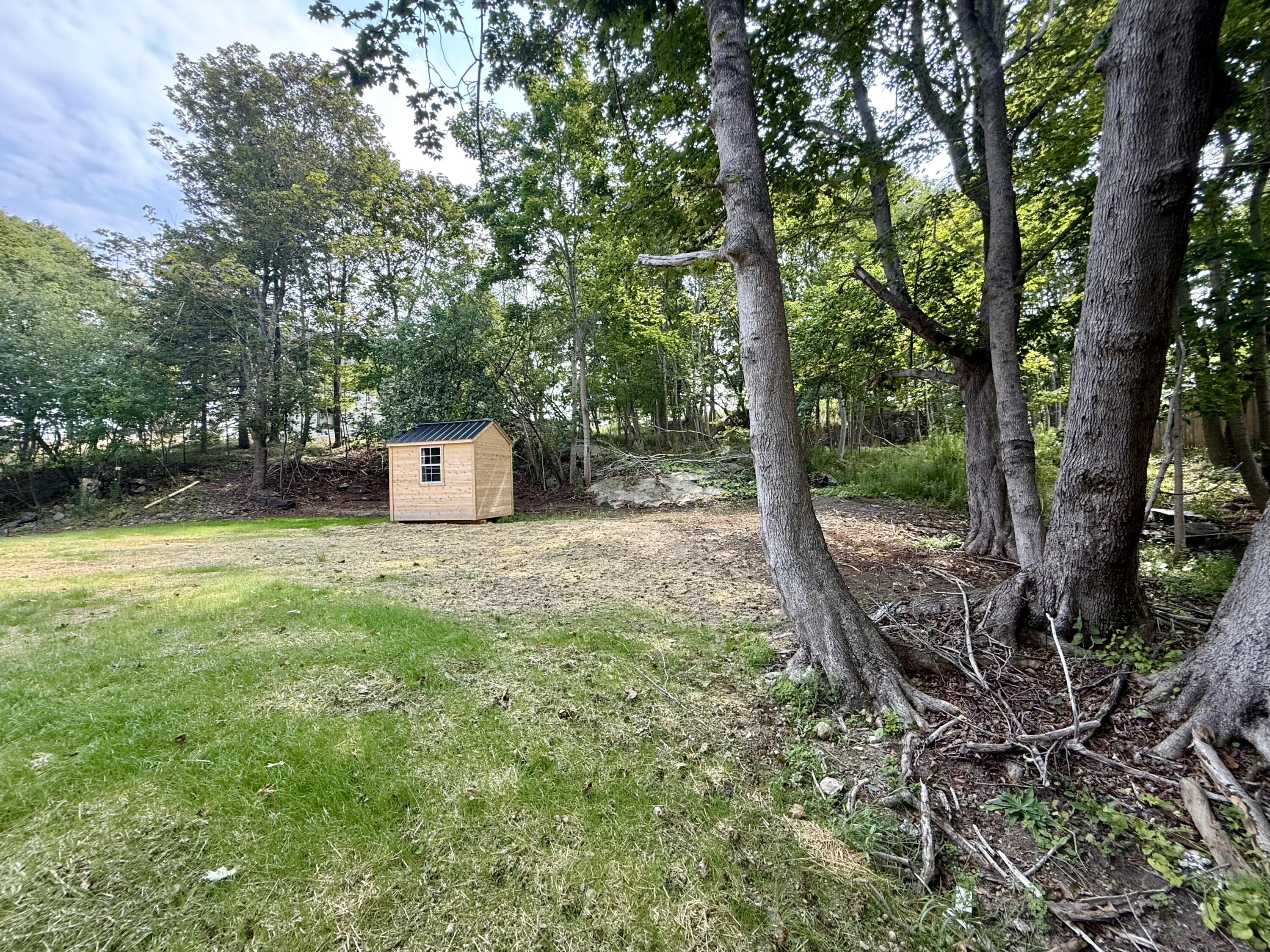 main property photo 13