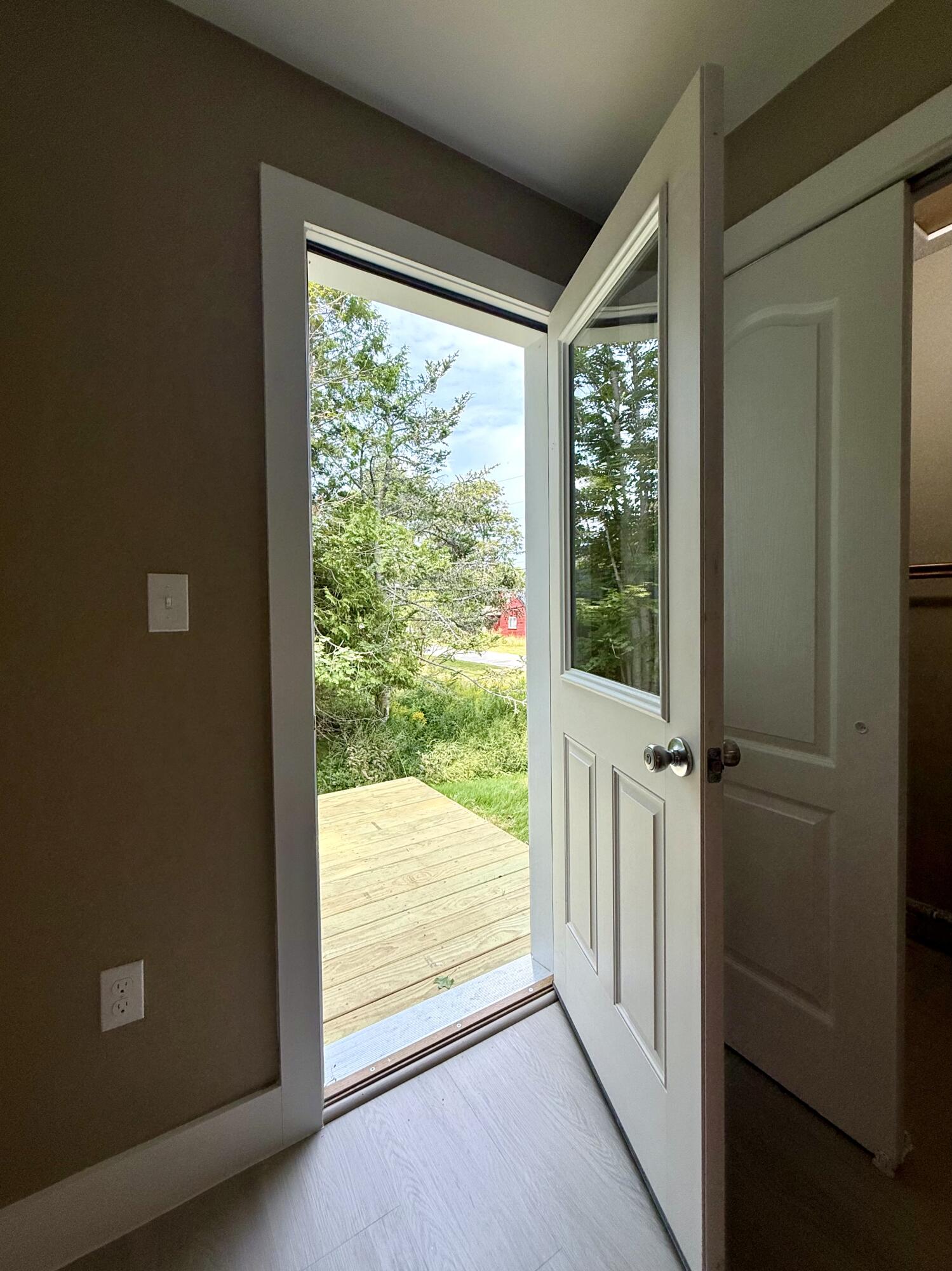 main property photo 50