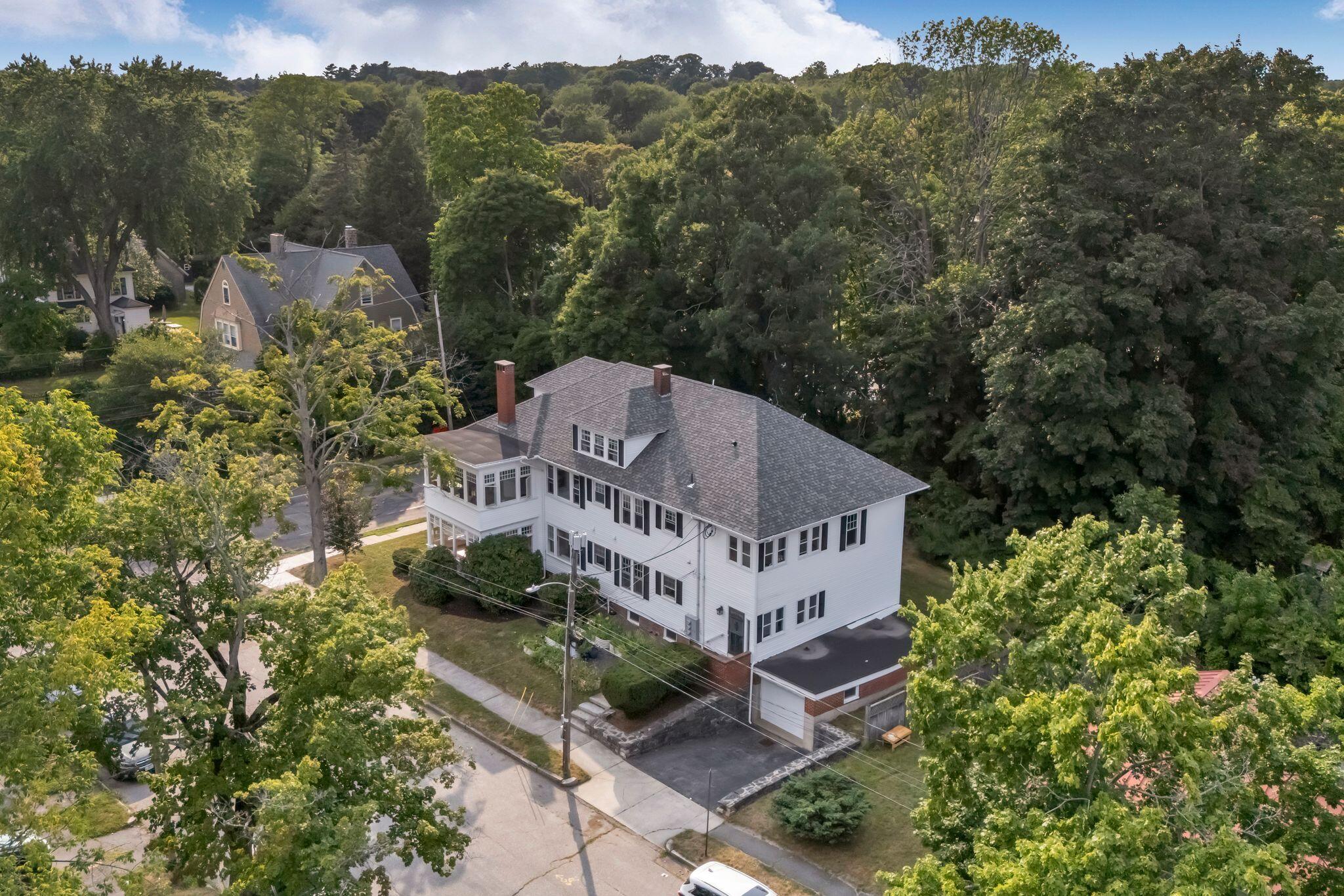 main property photo 94