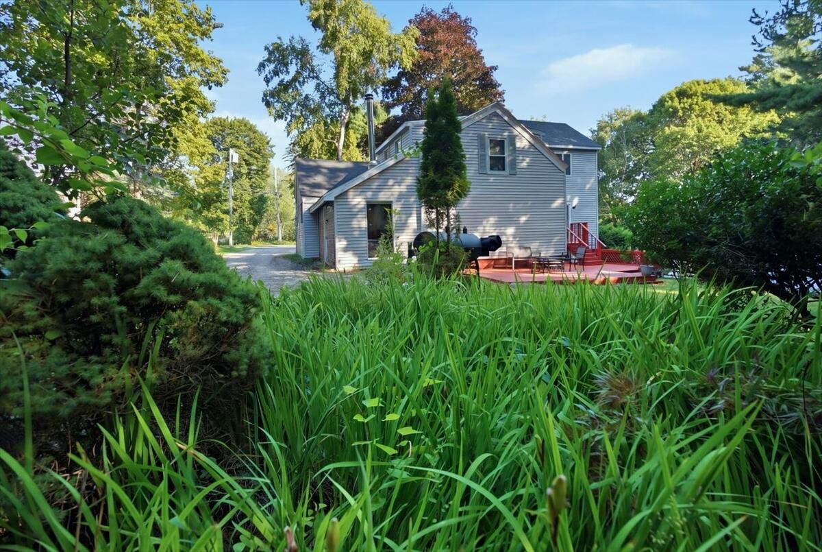 main property photo 46
