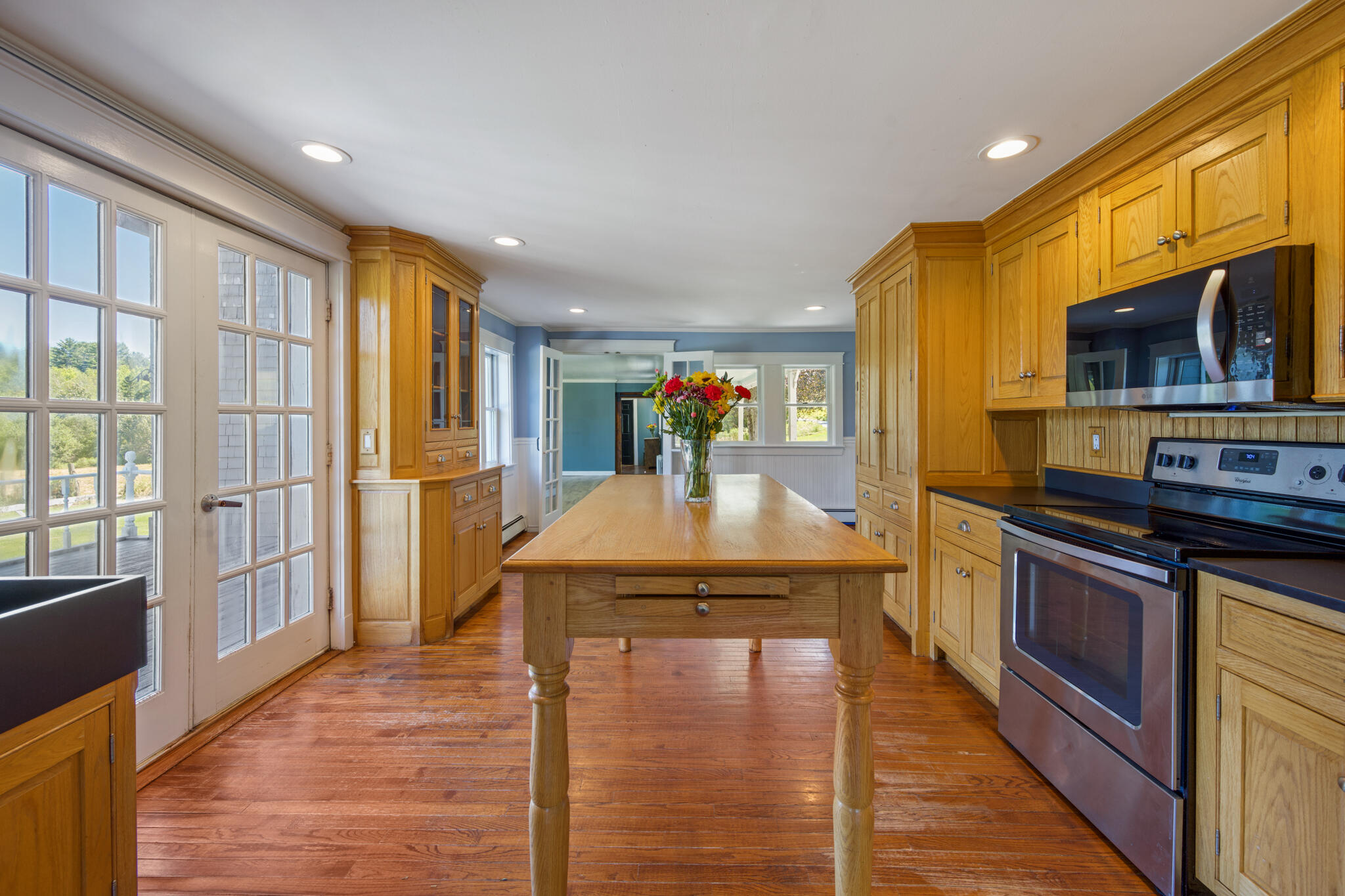 main property photo 31