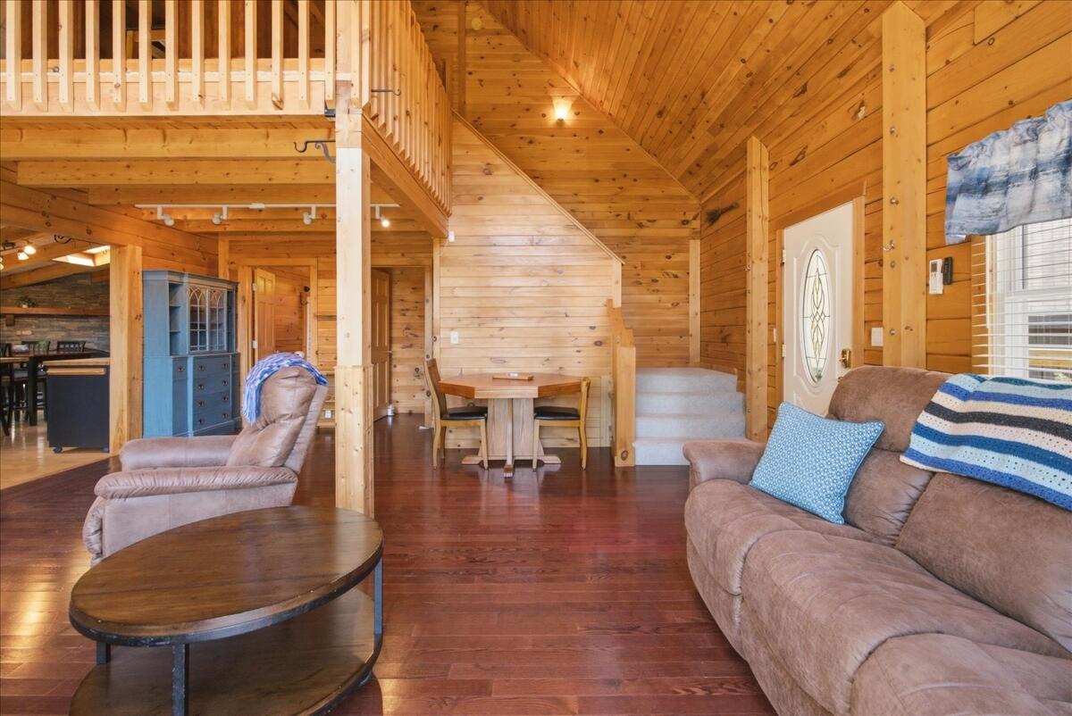 main property photo 68