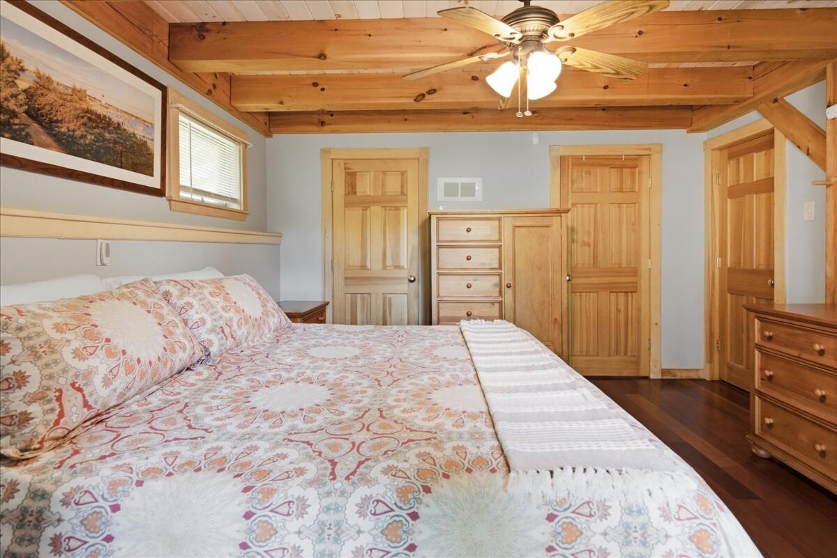 main property photo 78