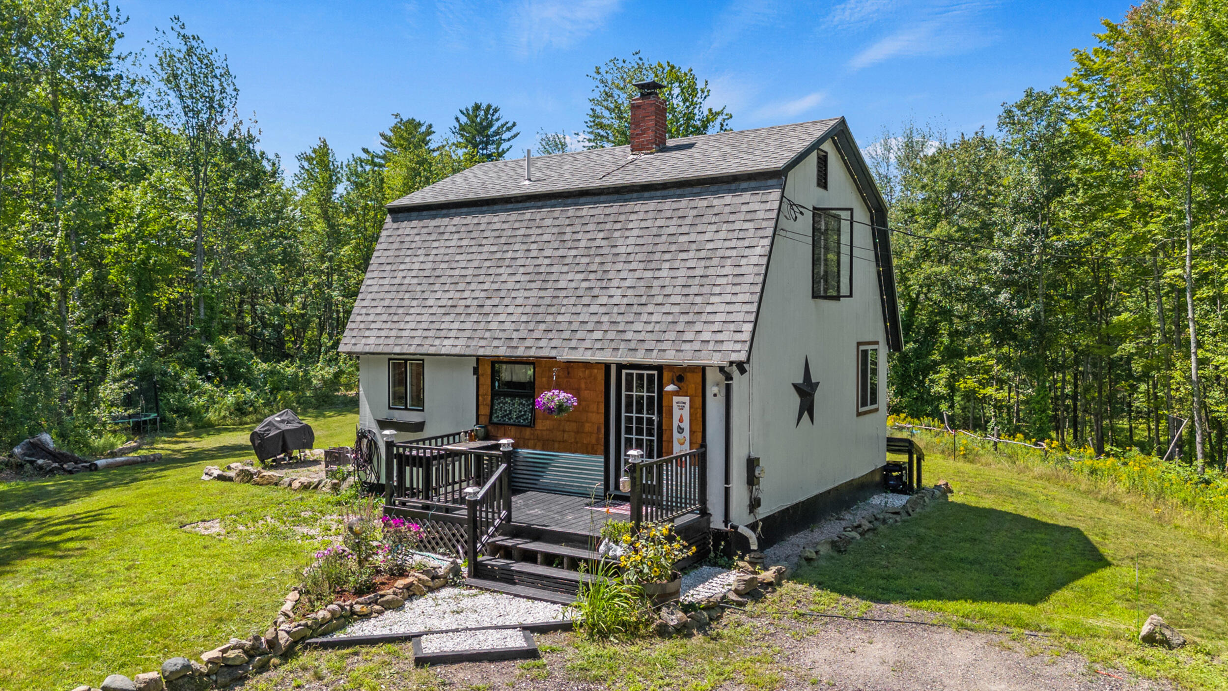 main property photo 36