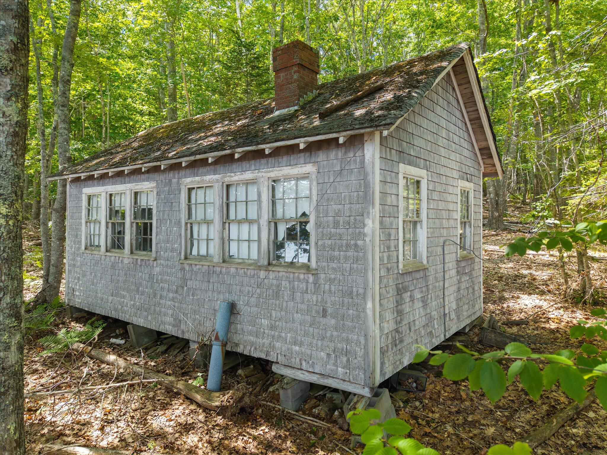 main property photo 15
