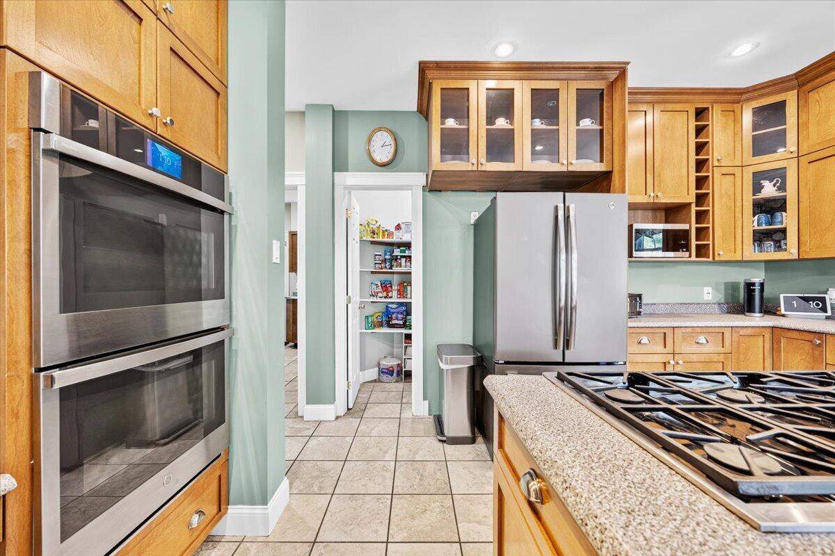 main property photo 19