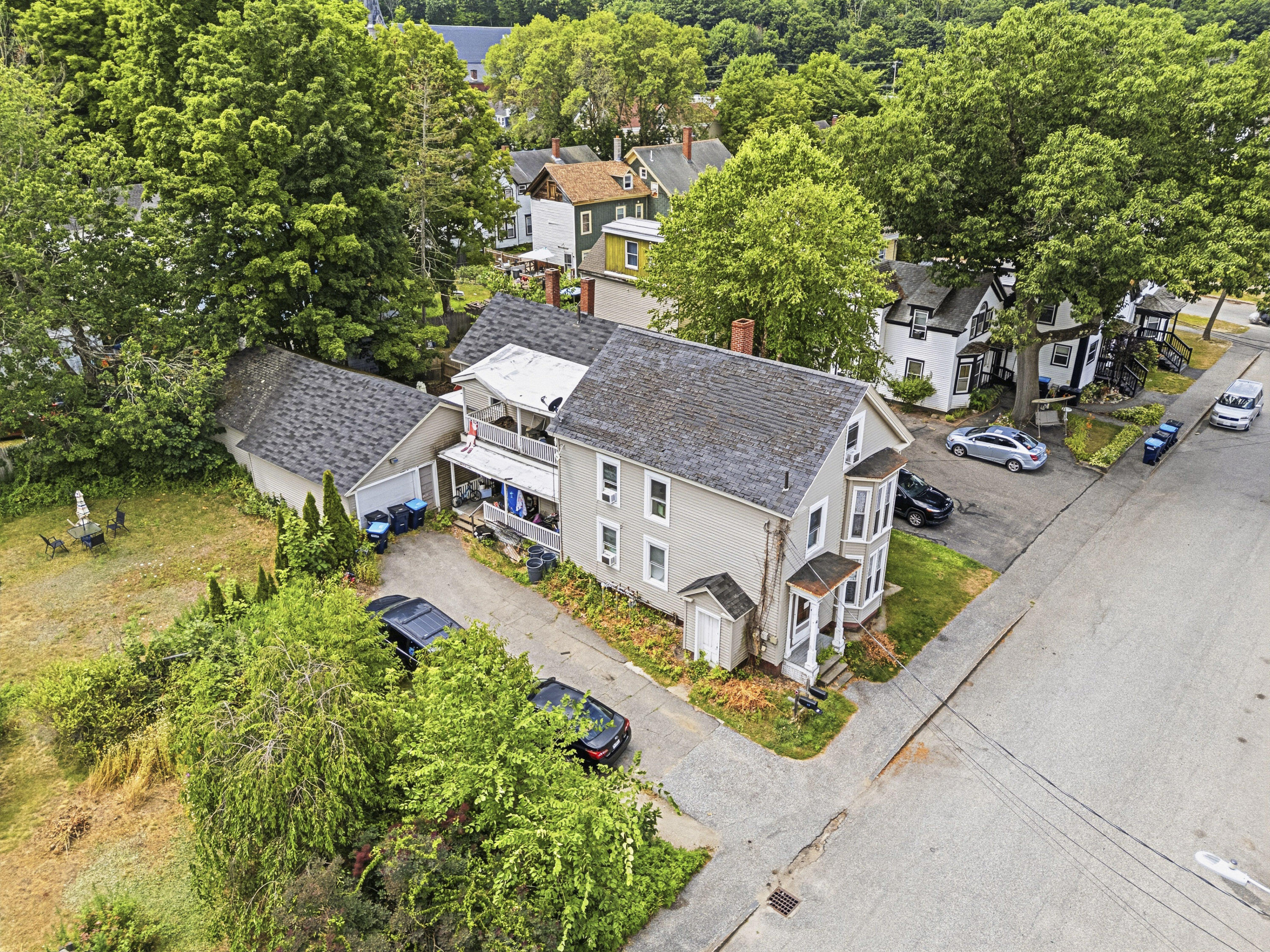 main property photo 44