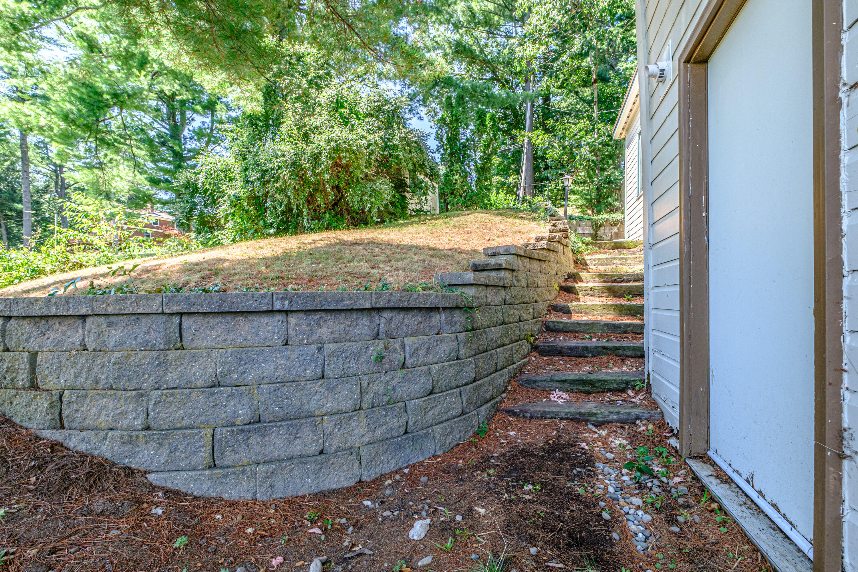 main property photo 63