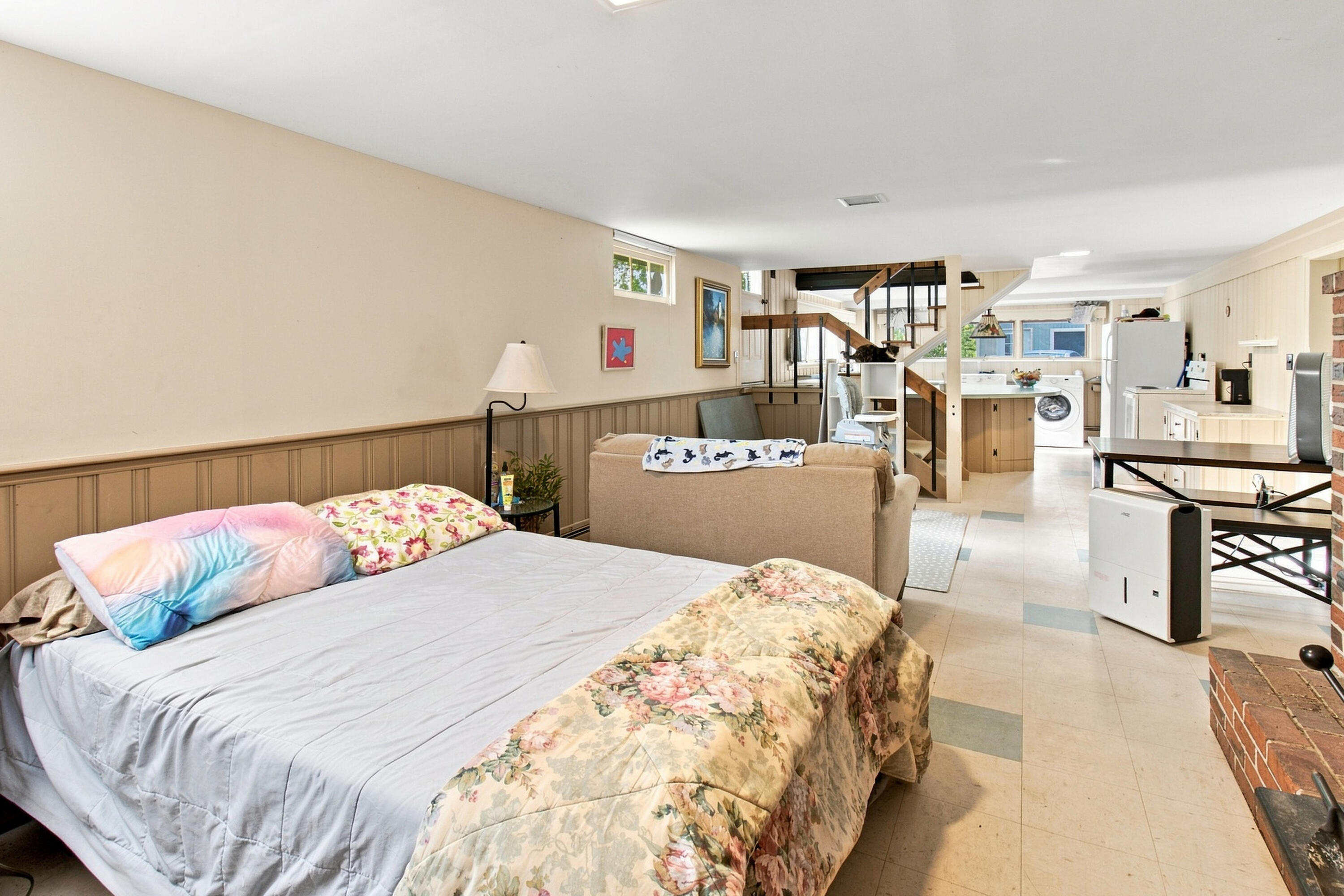 main property photo 35