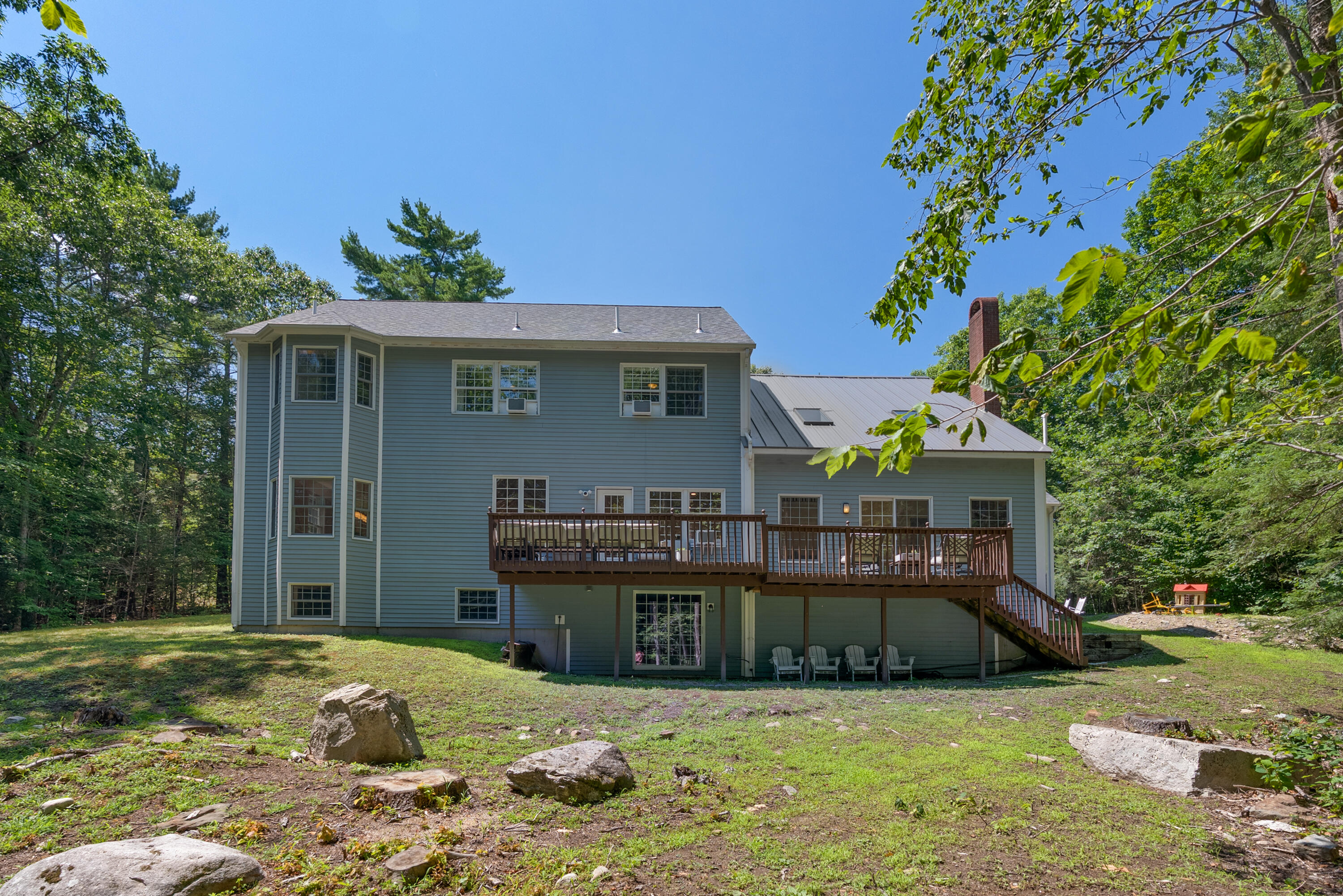 main property photo 50