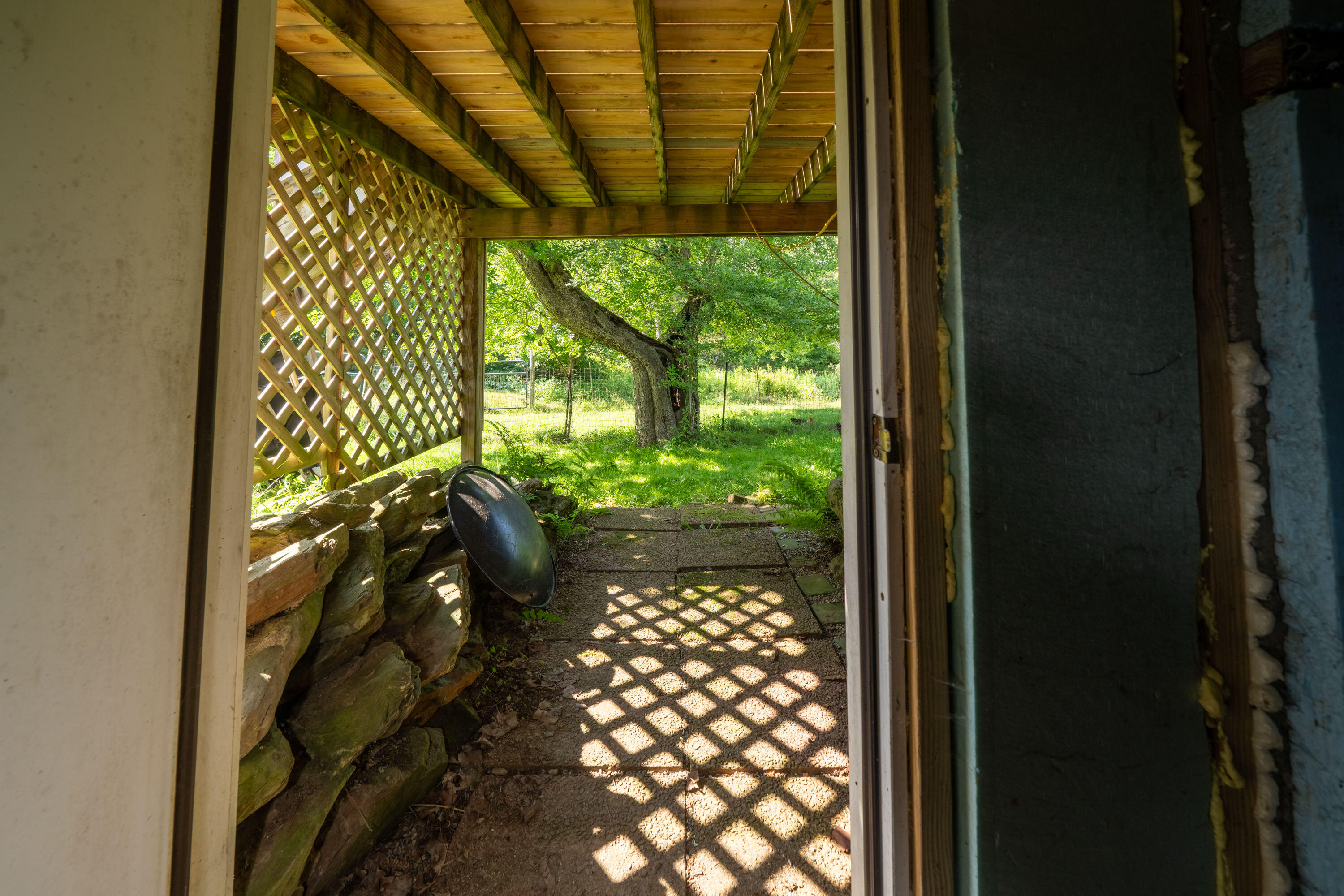 main property photo 41