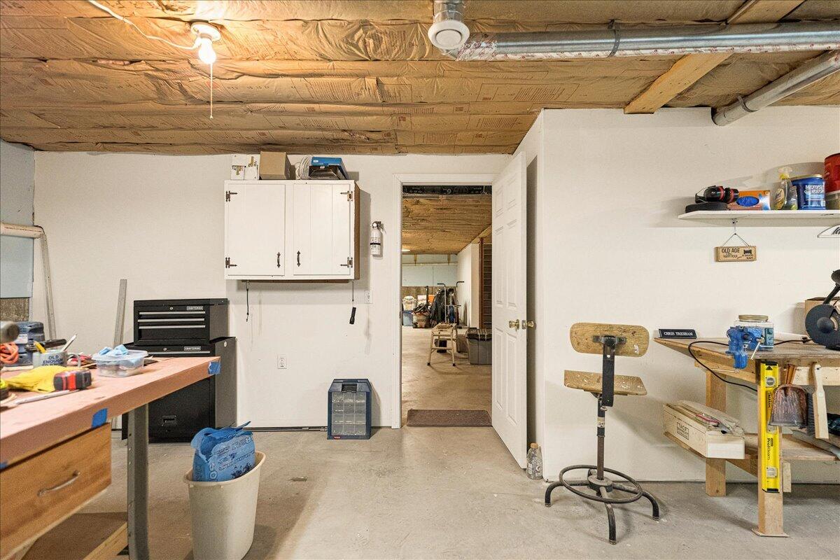 main property photo 58