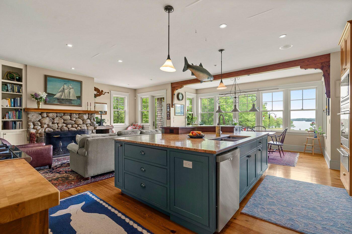 main property photo 15
