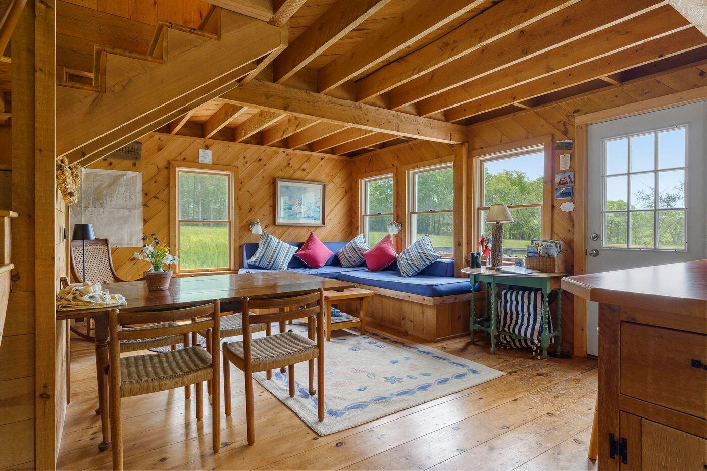 main property photo 37
