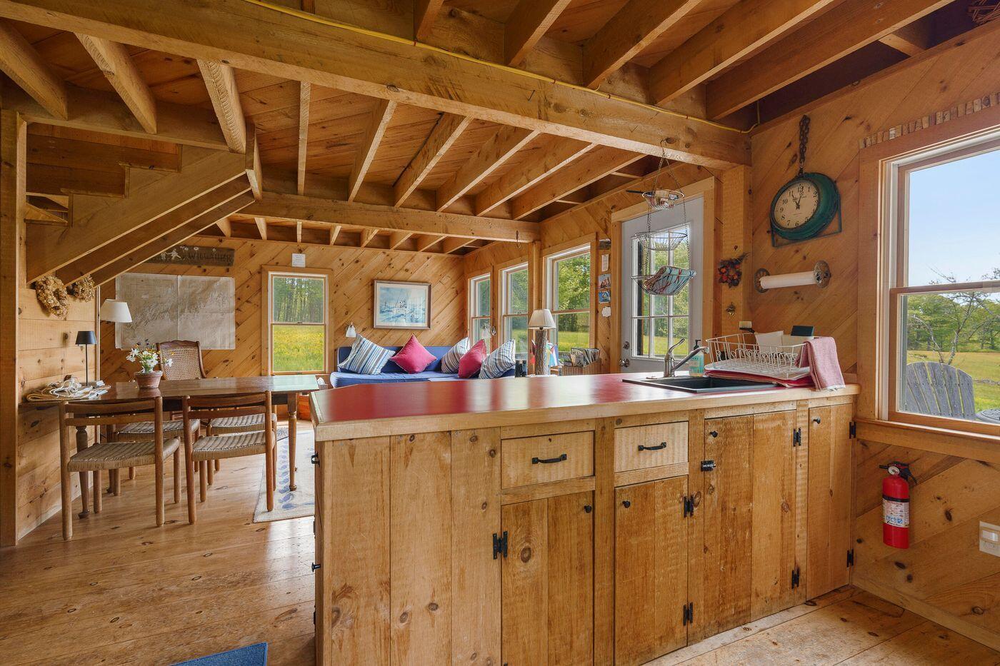 main property photo 38