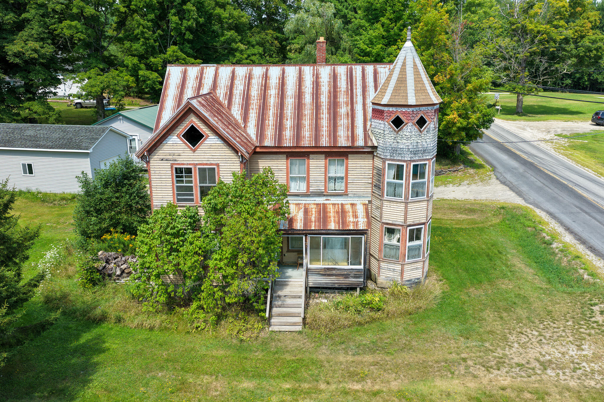 main property photo 2