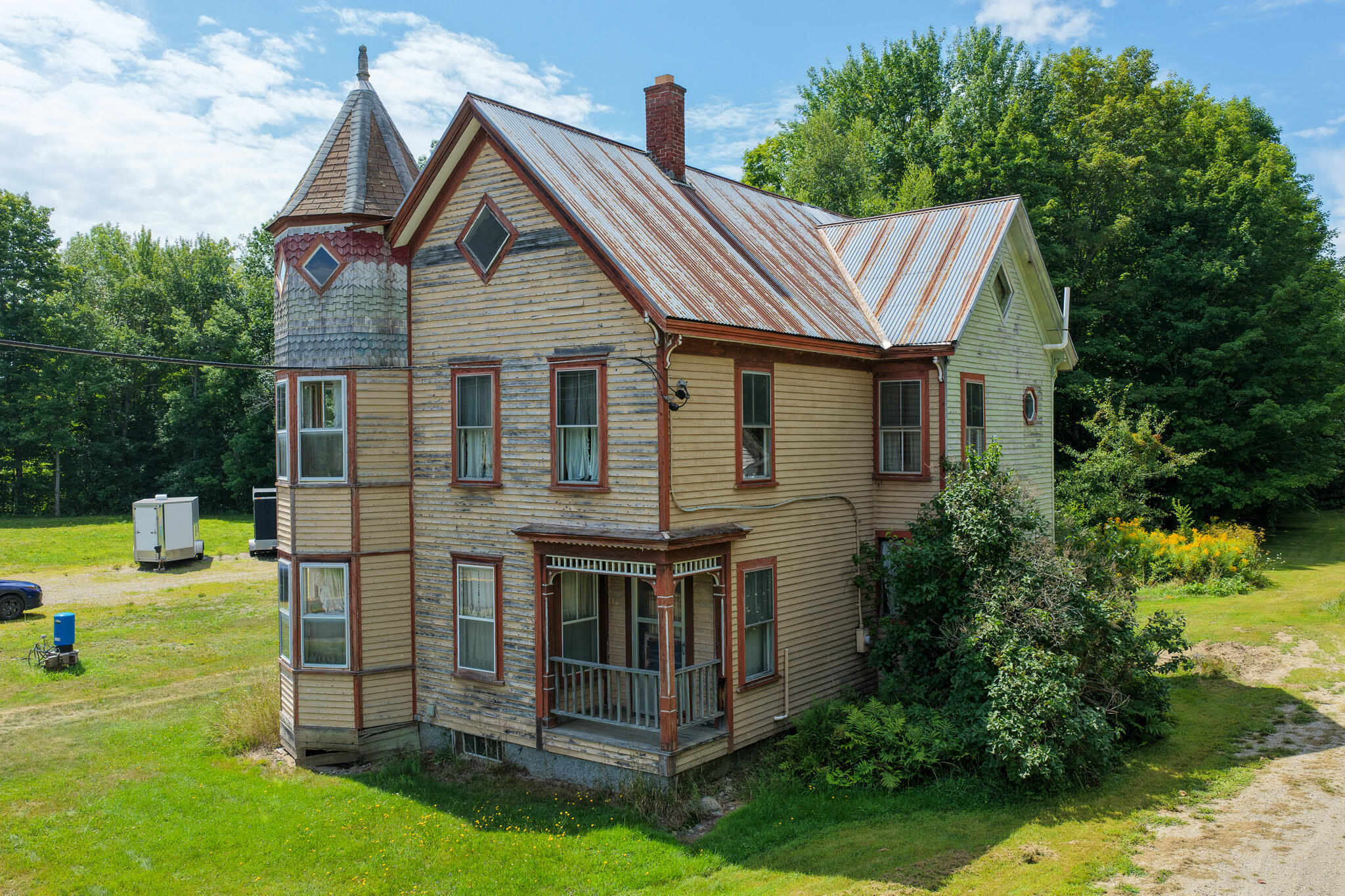main property photo 3