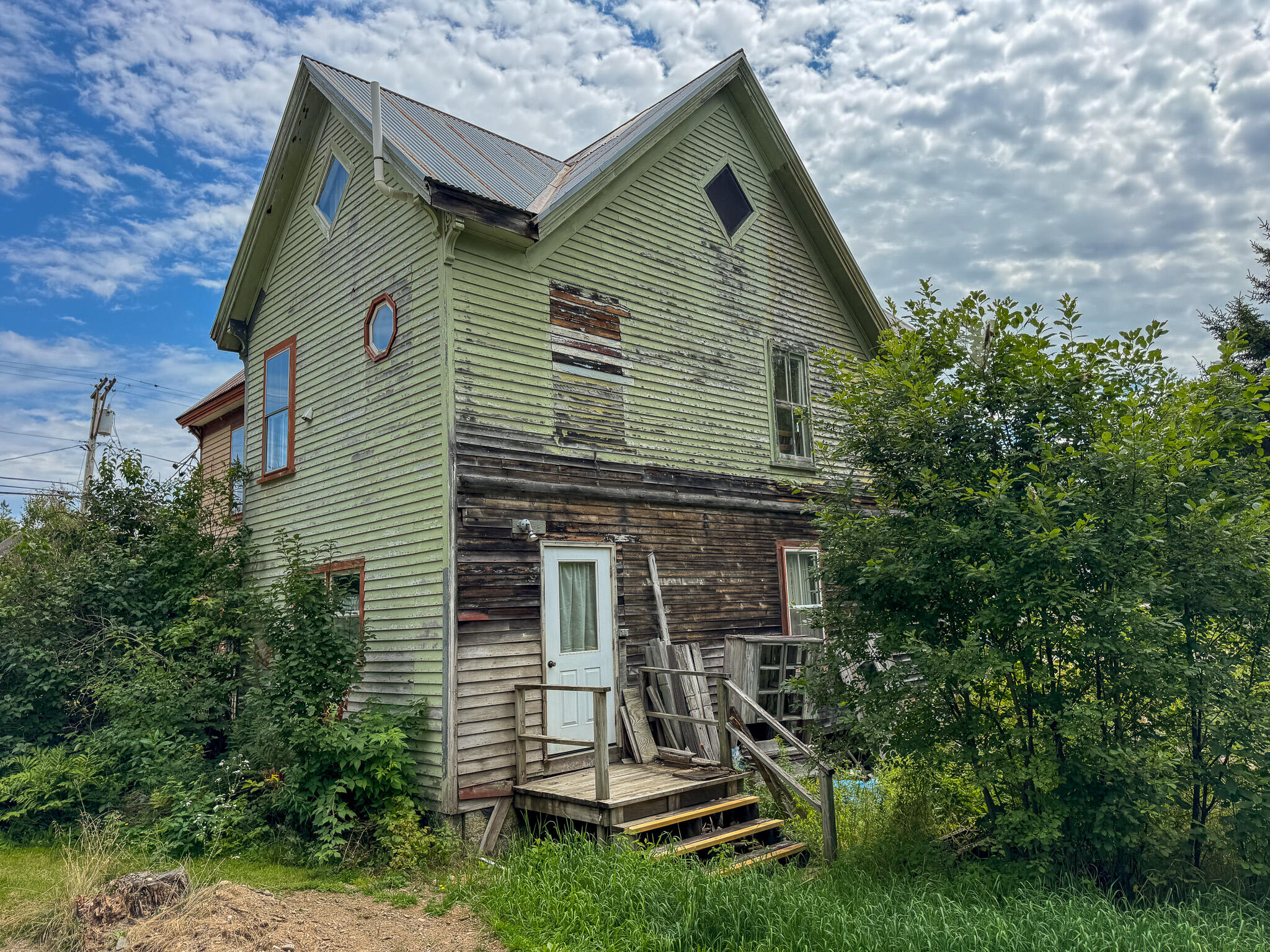 main property photo 5