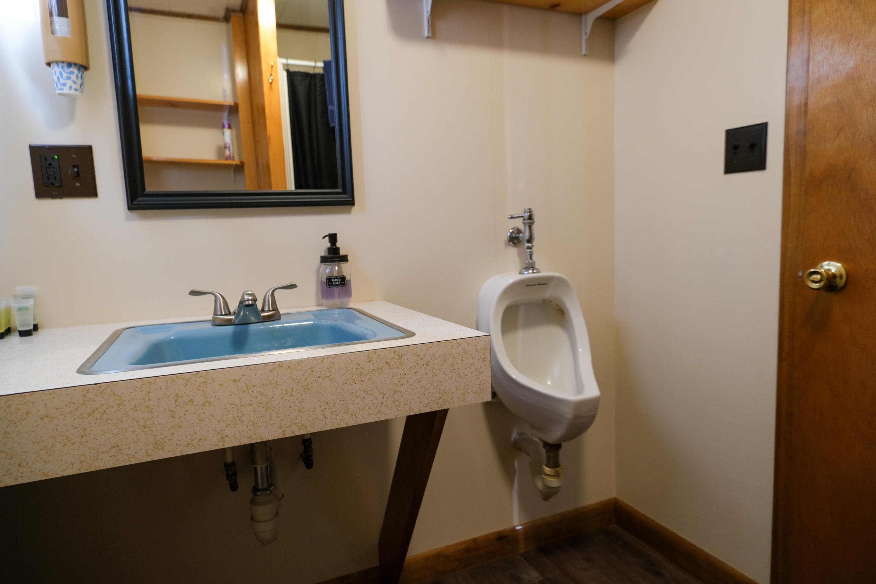main property photo 66