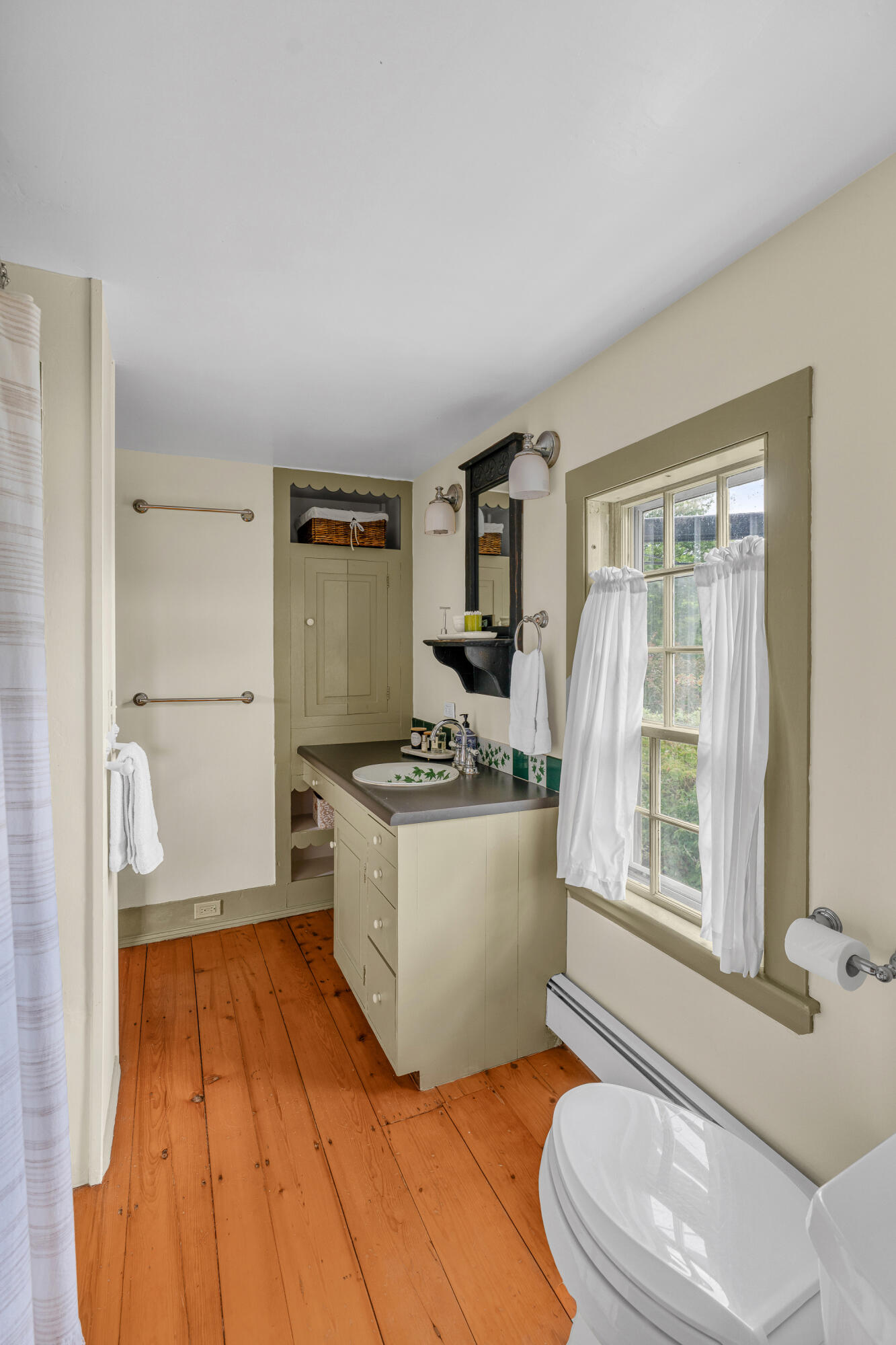 main property photo 80
