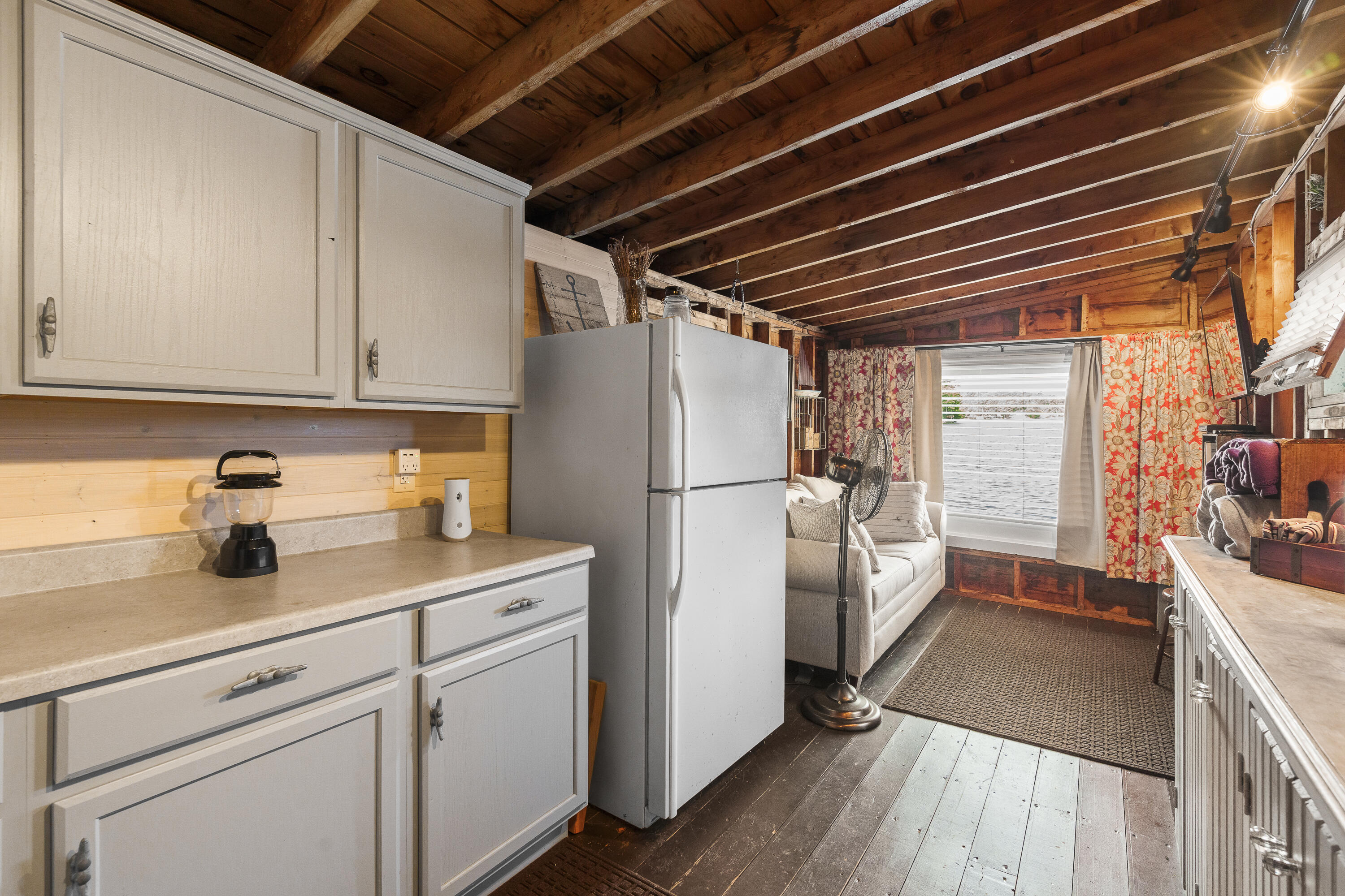 property viewer photo 48