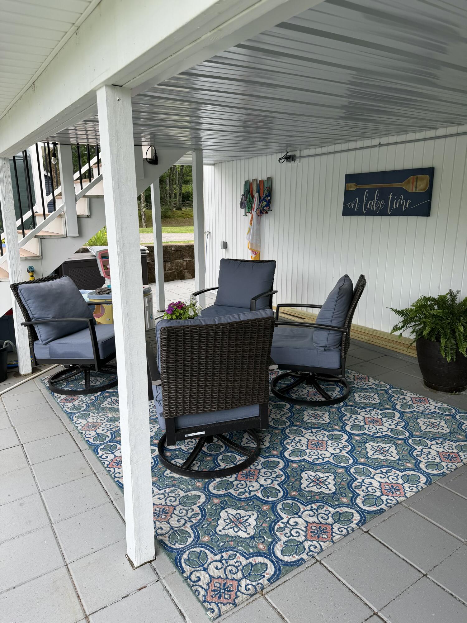 main property photo 7