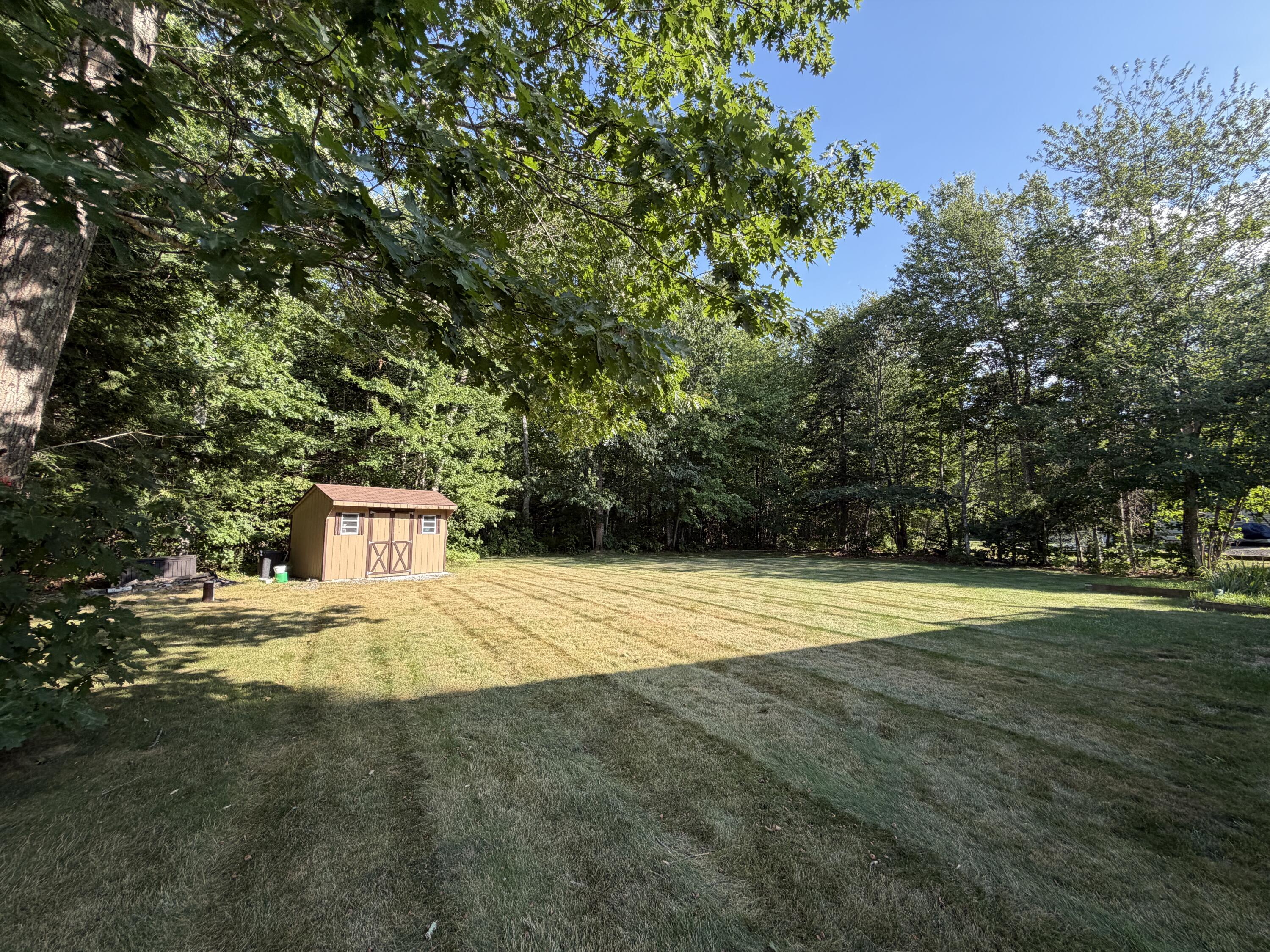 main property photo 20