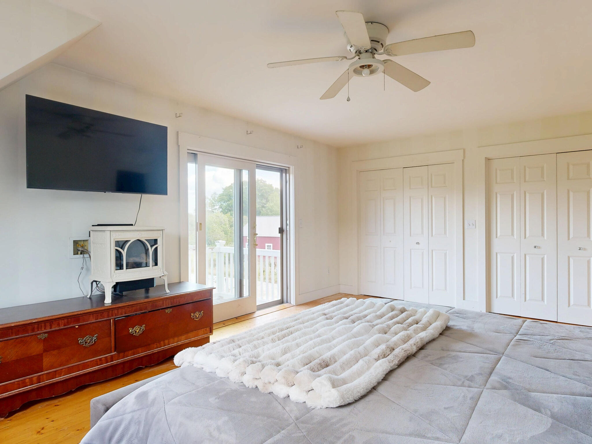 main property photo 49