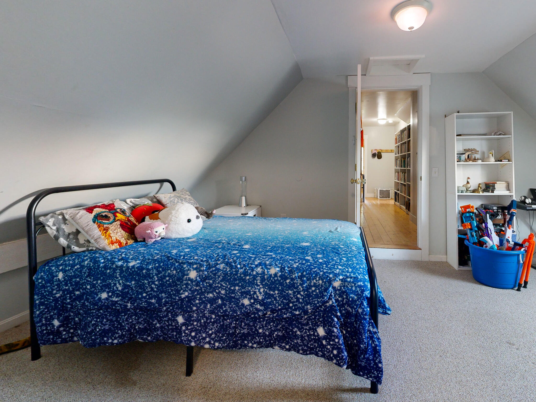 main property photo 50