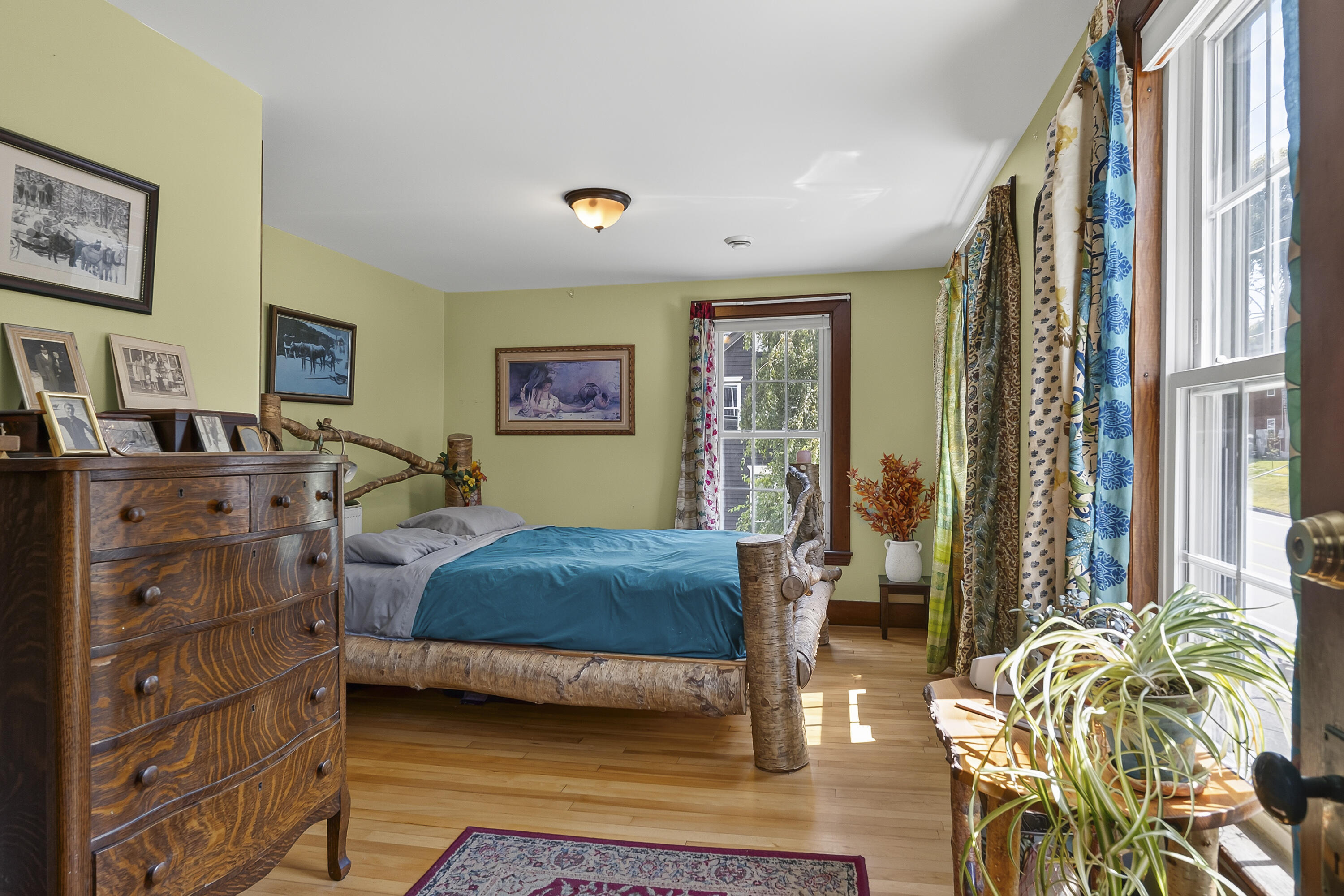 main property photo 36