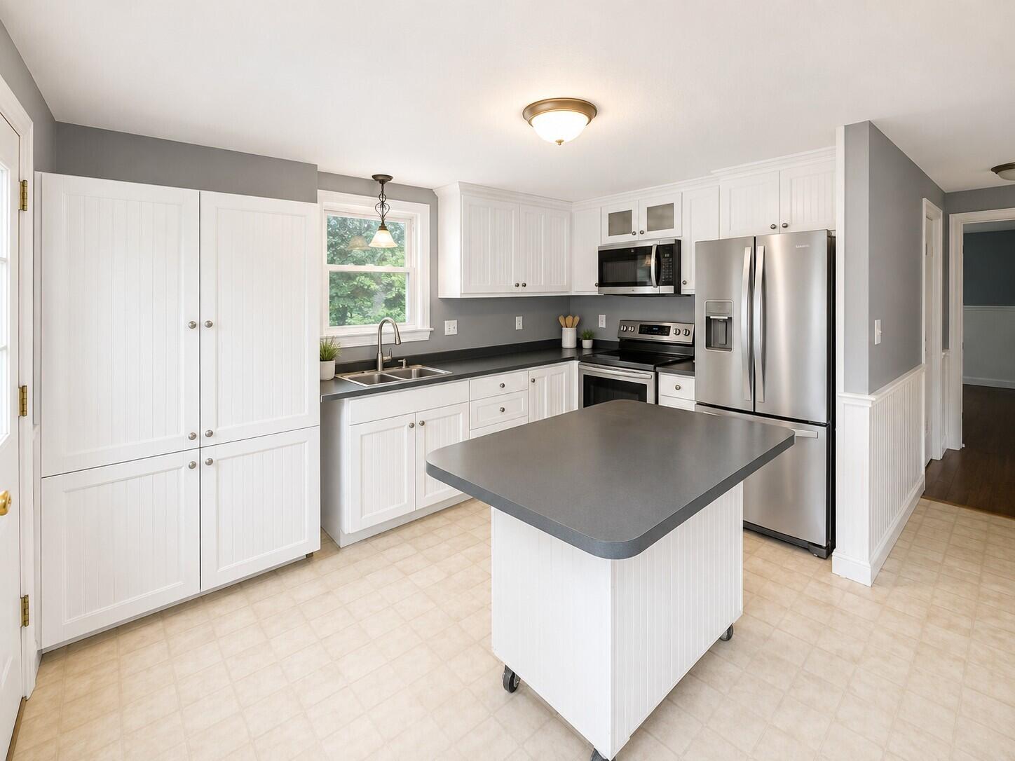 main property photo 46