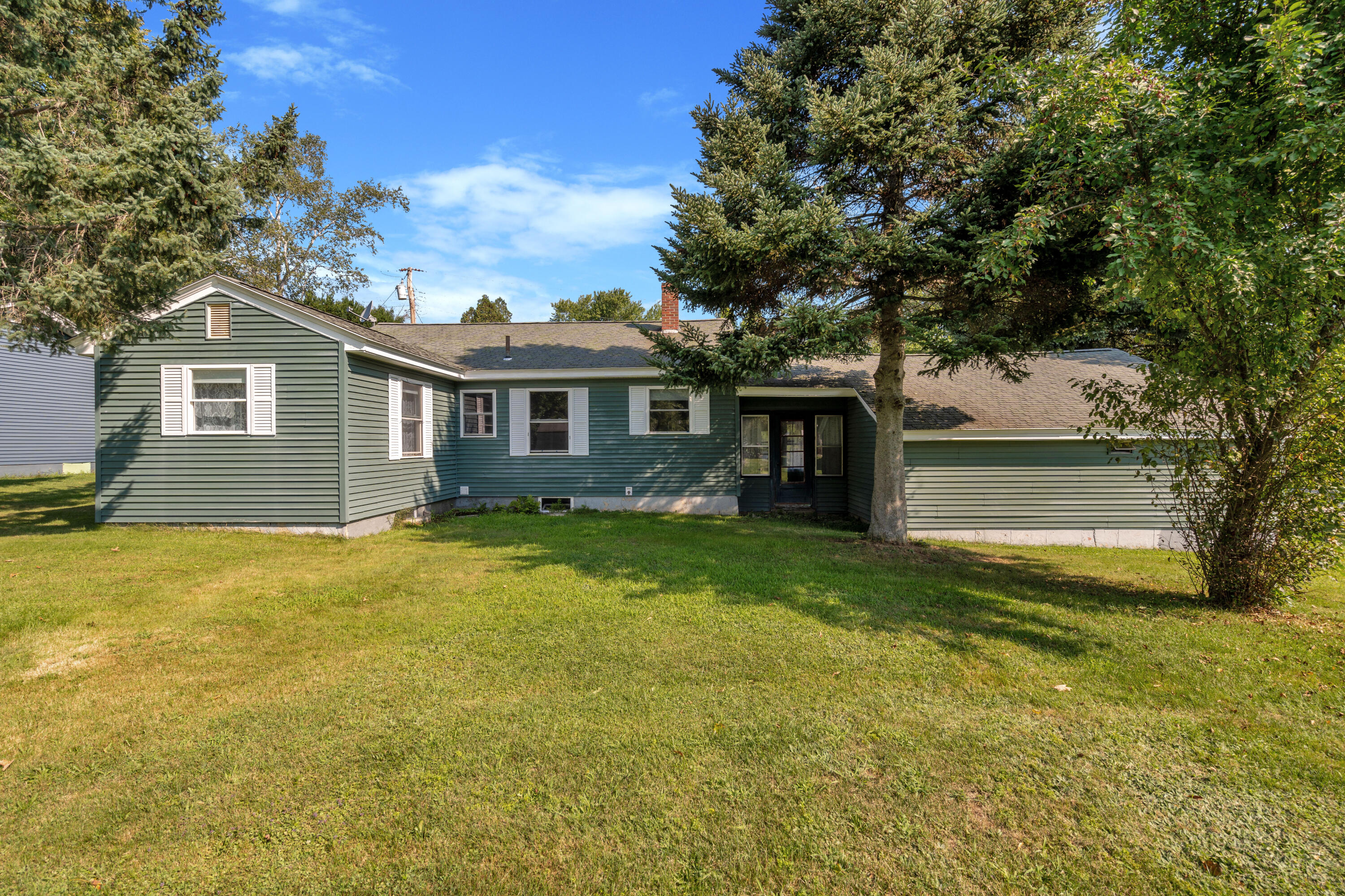 main property photo 43