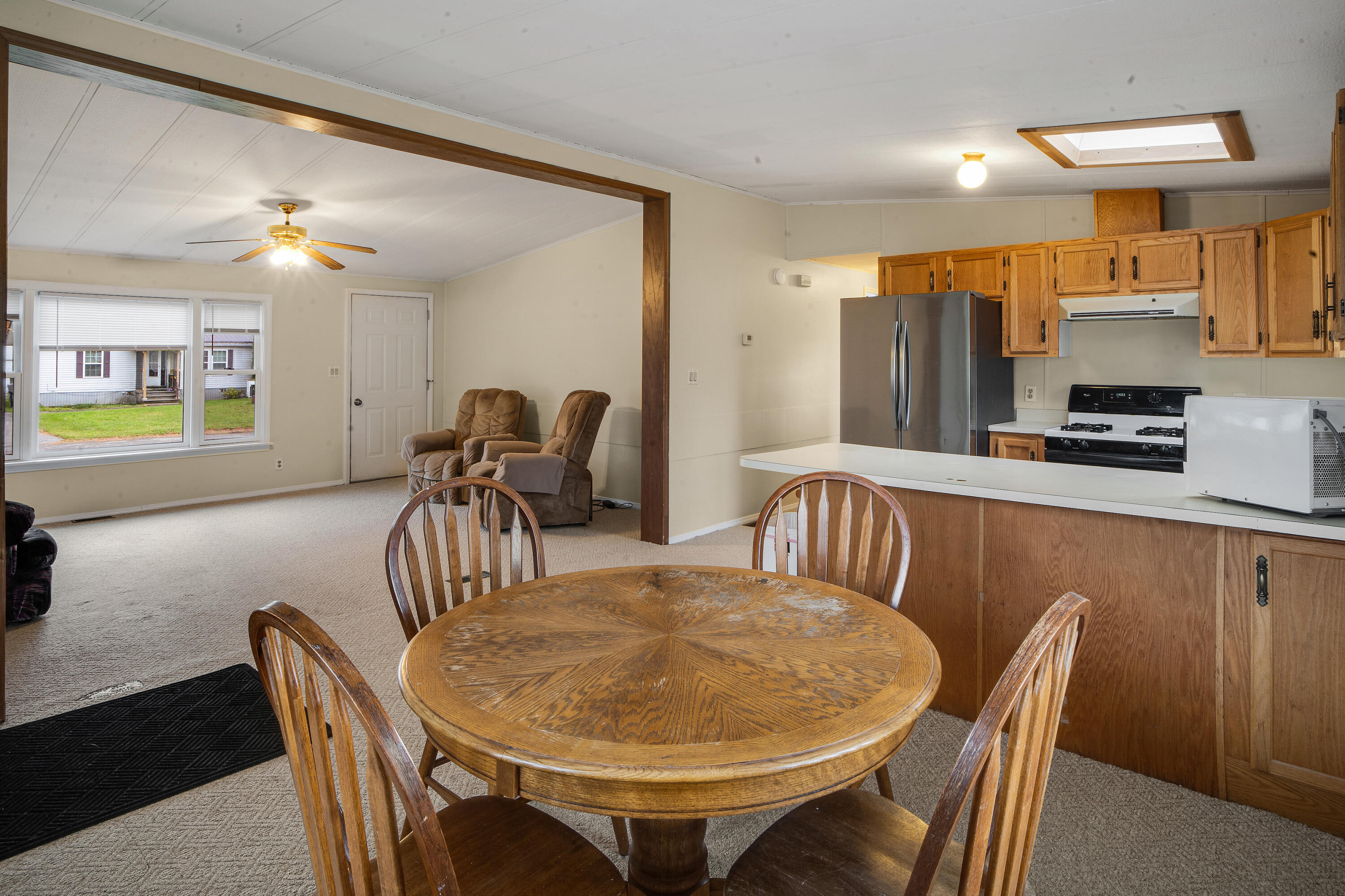 main property photo 7