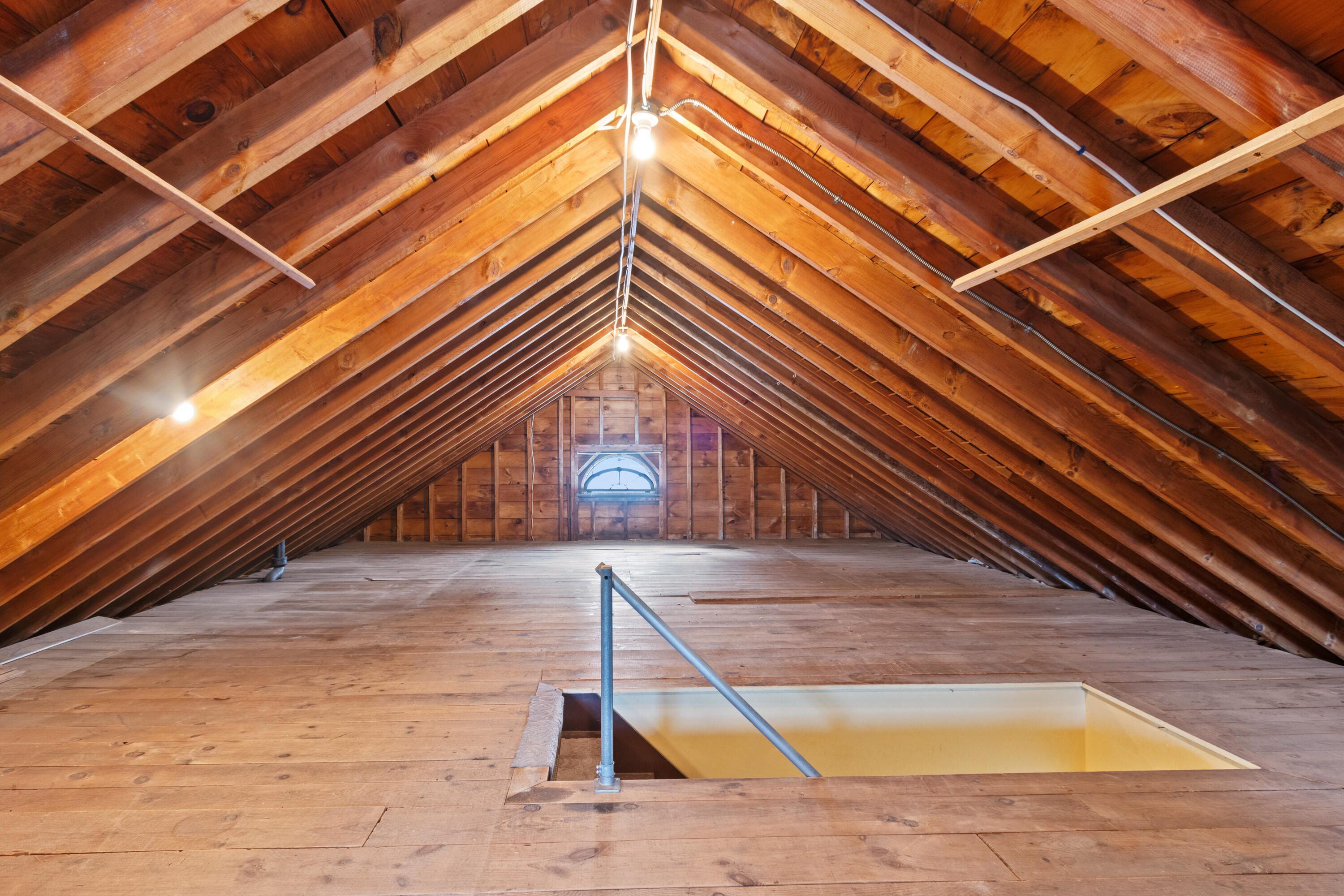 main property photo 79