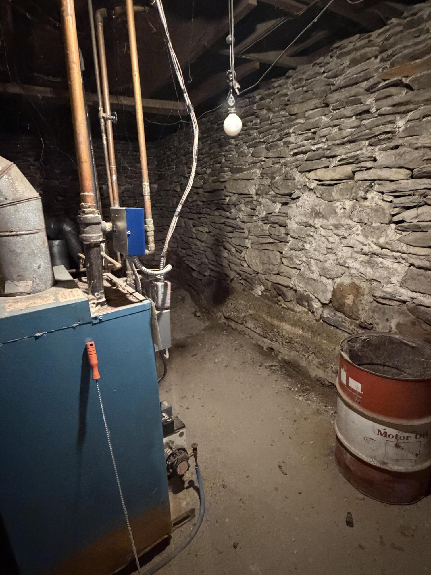 main property photo 36