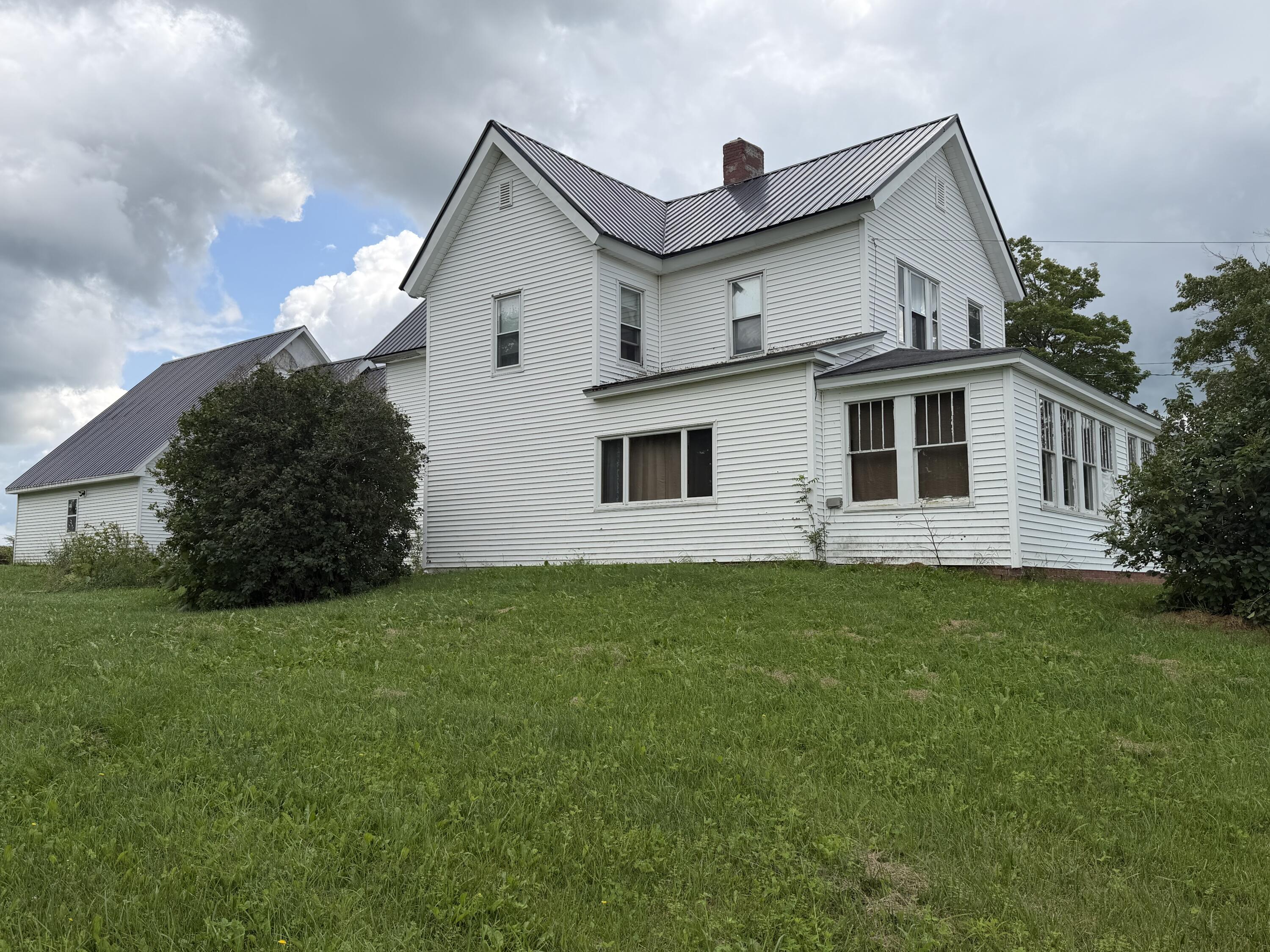 main property photo 6