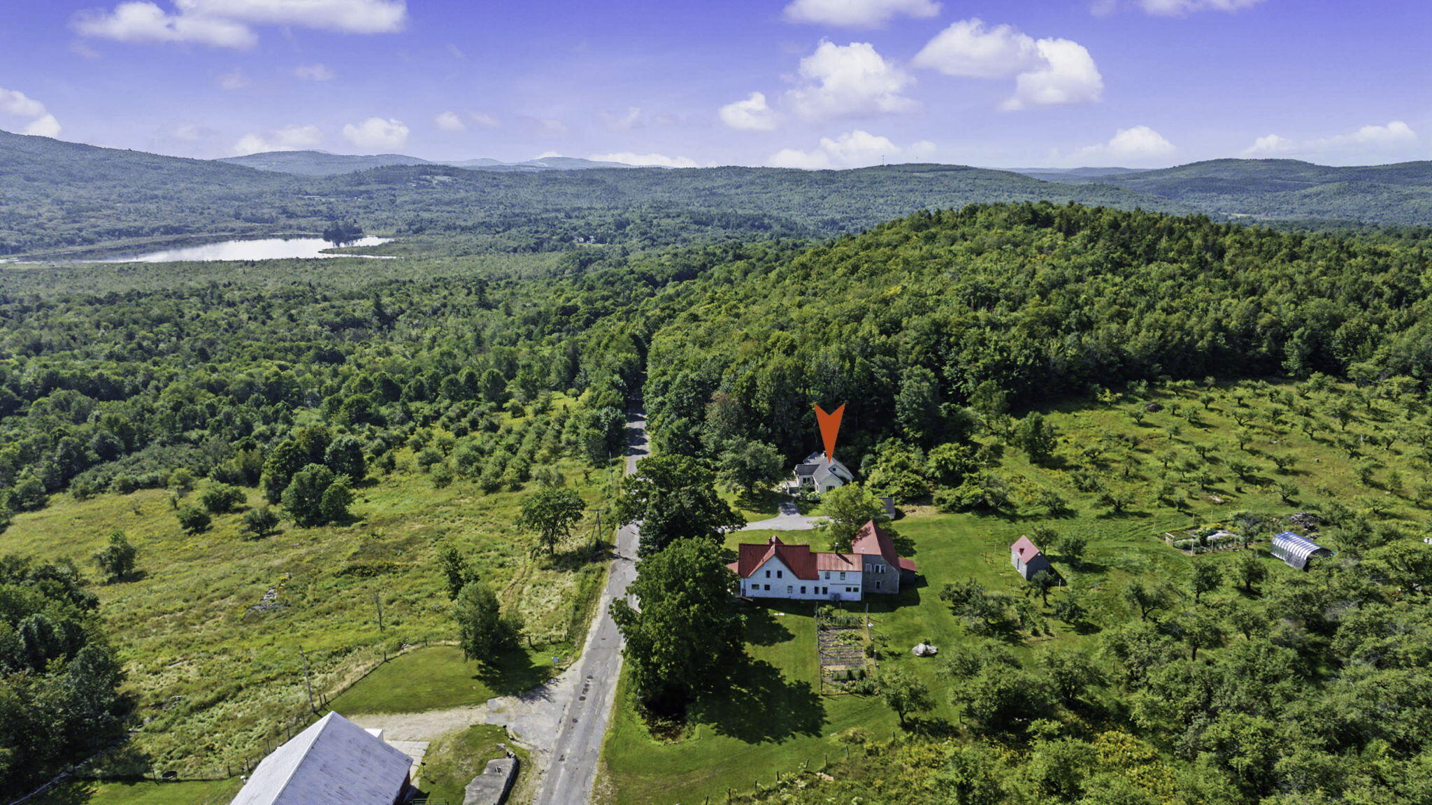 main property photo 40