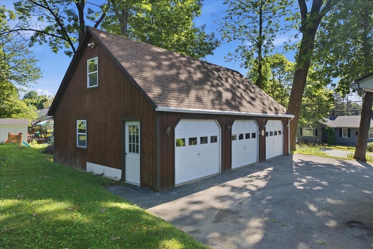 main property photo 57