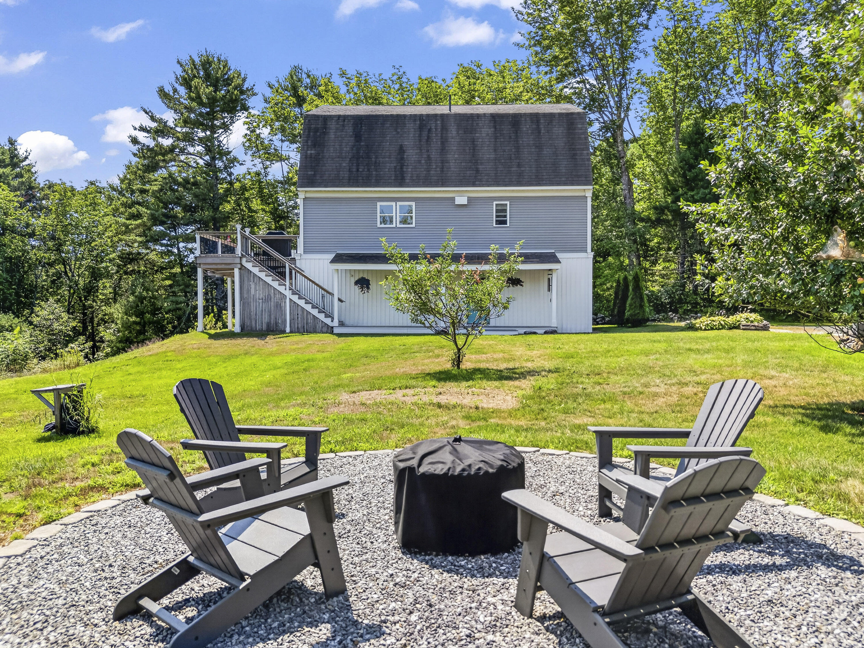 main property photo 74