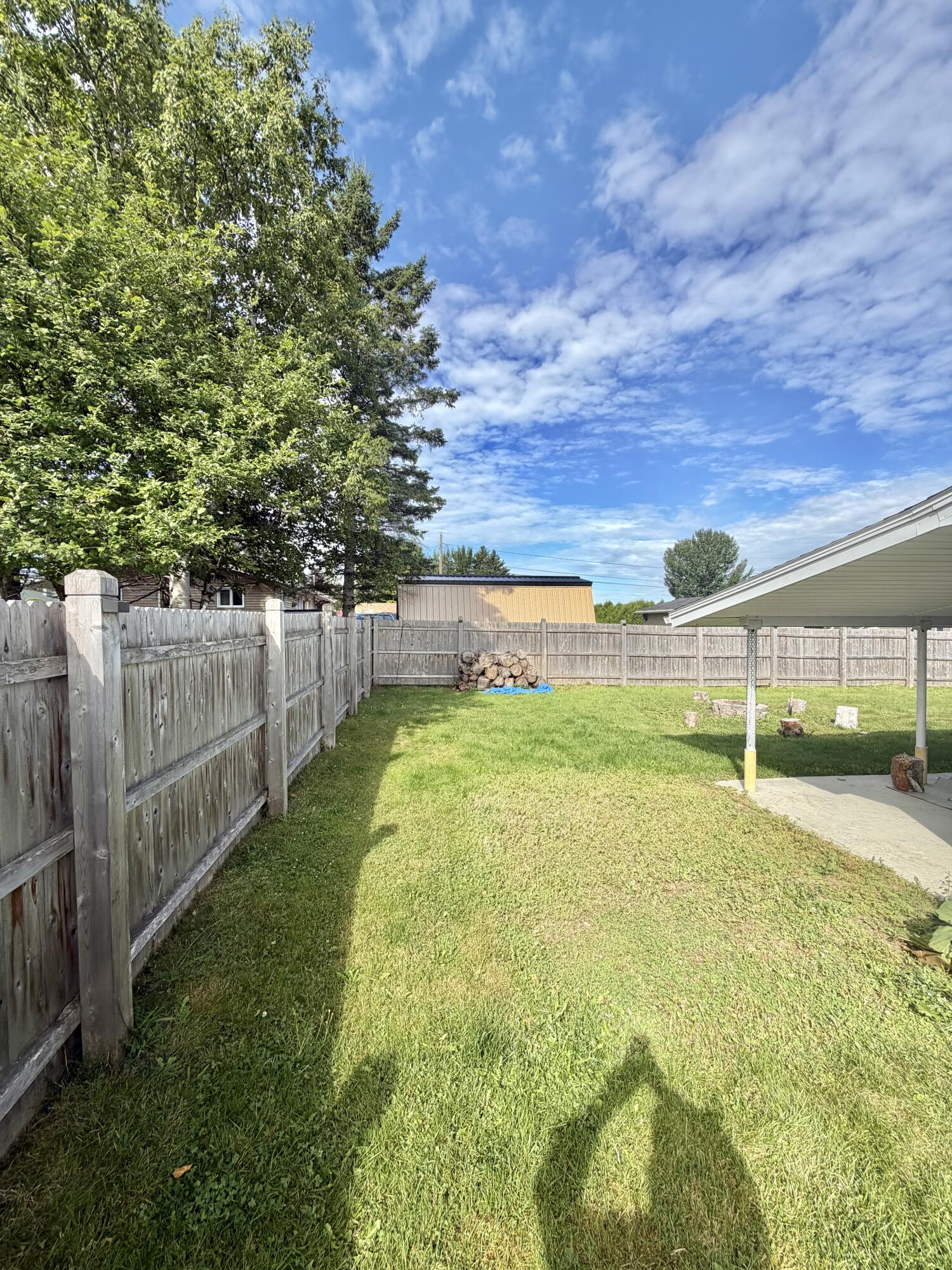 main property photo 17