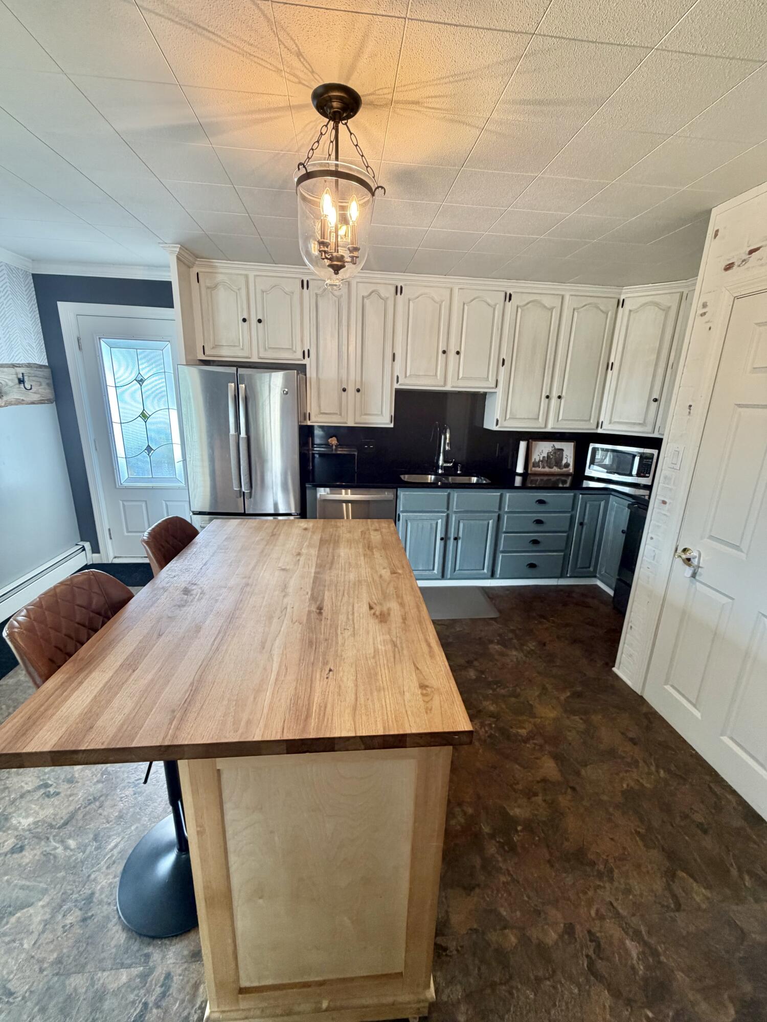 main property photo 35