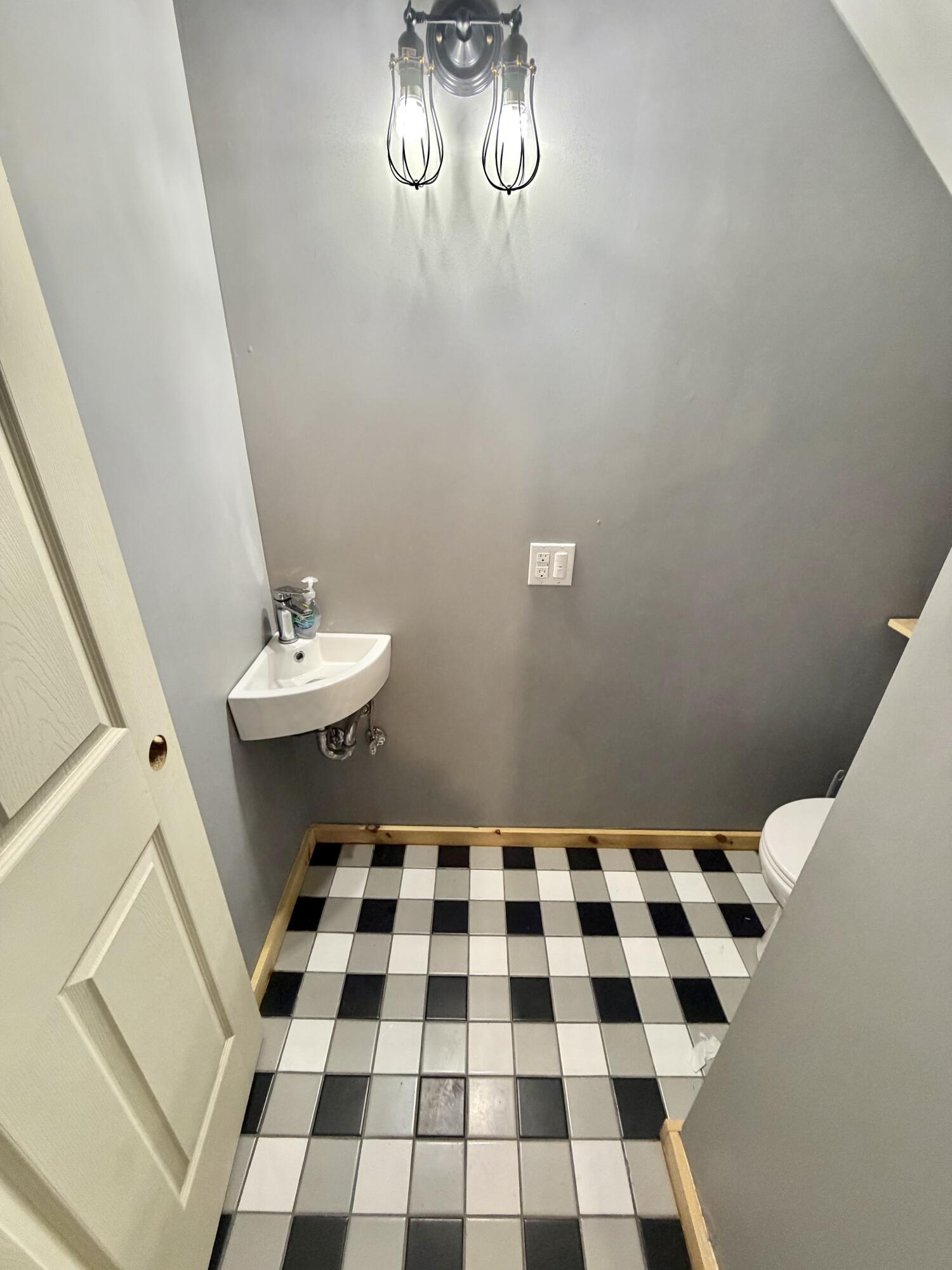main property photo 74