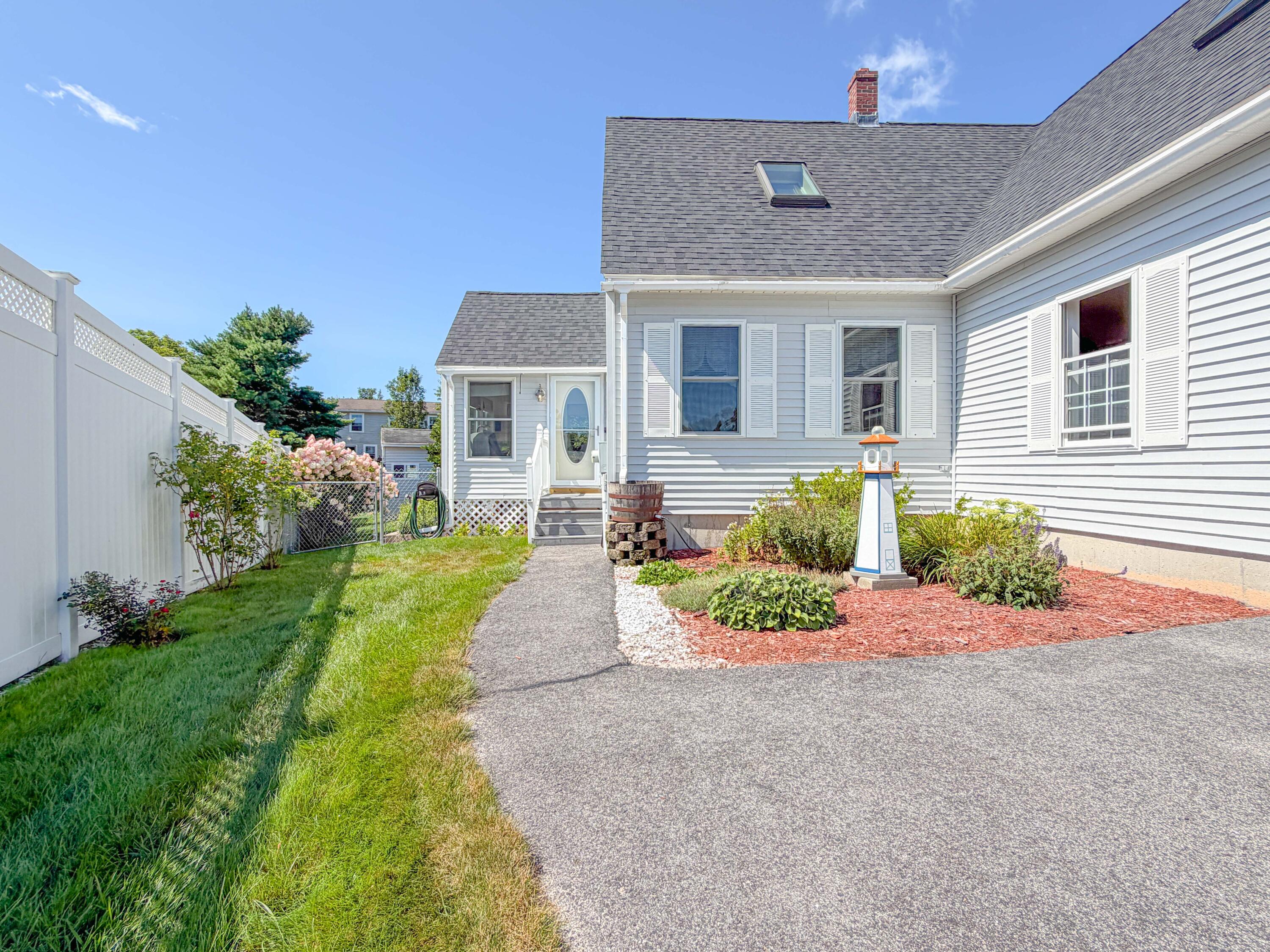 main property photo 77