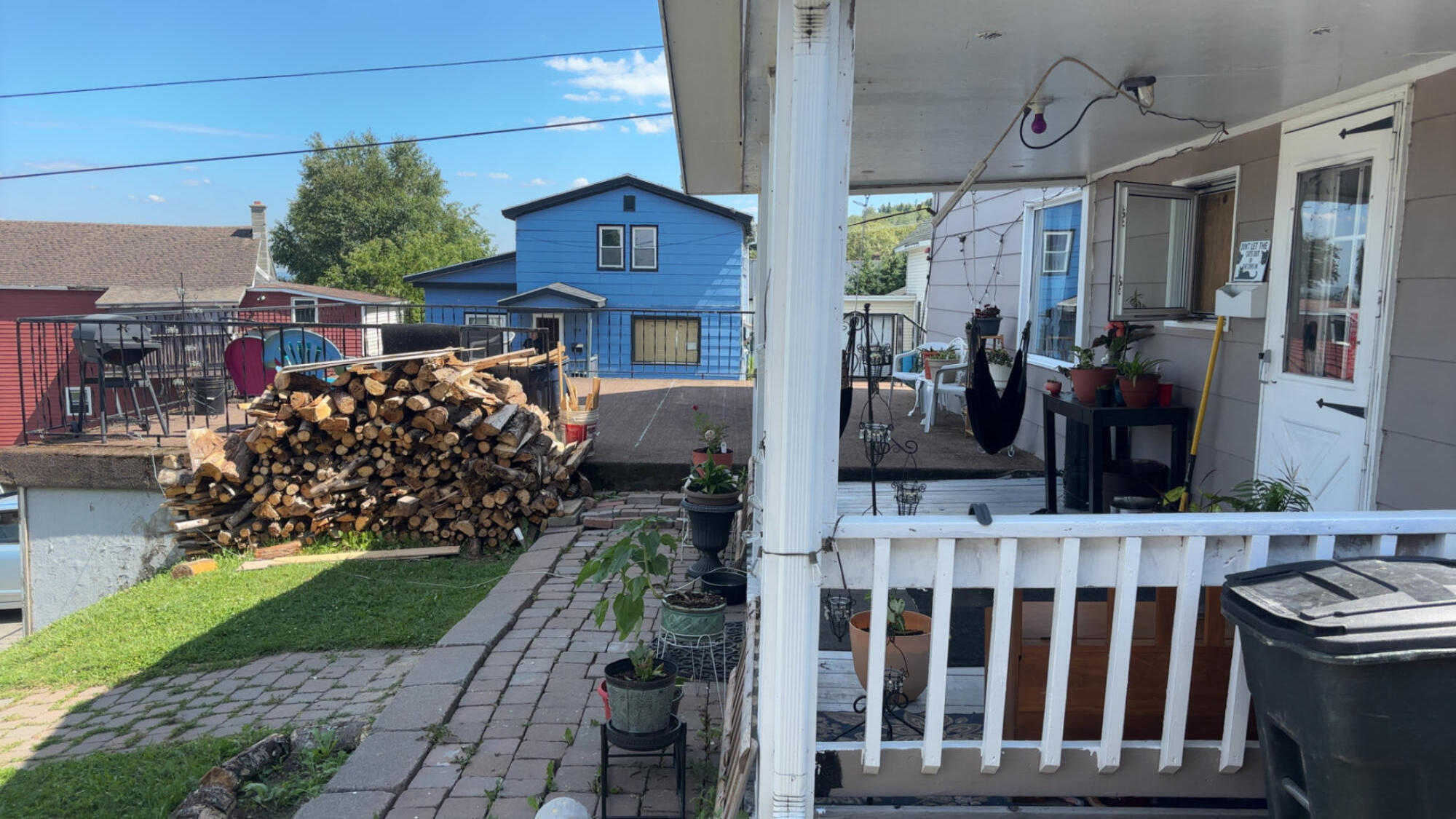 main property photo 8