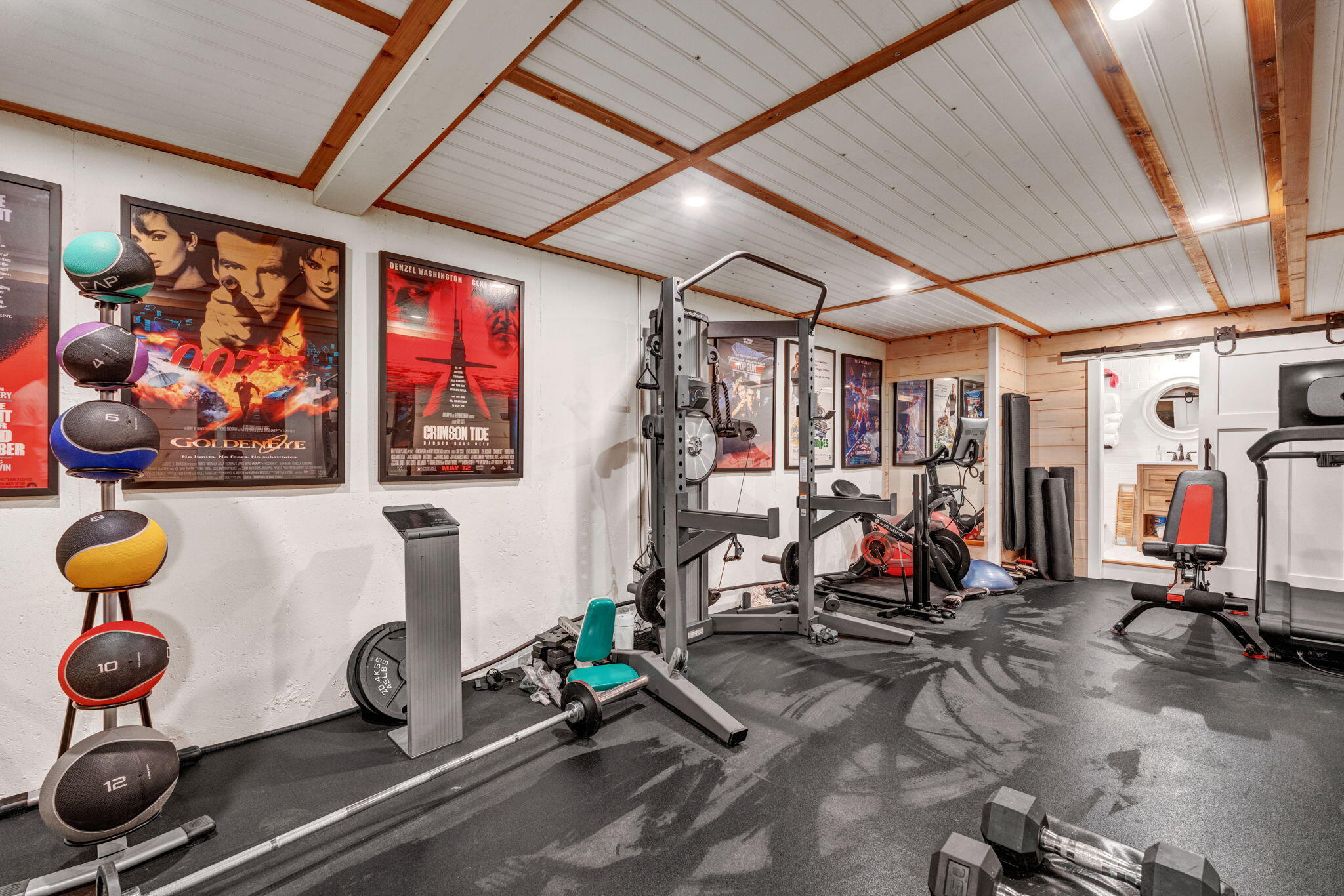 main property photo 78
