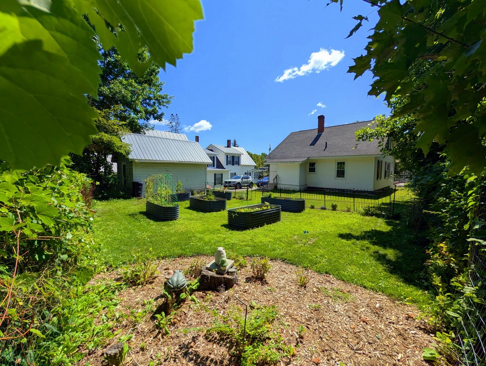 main property photo 35