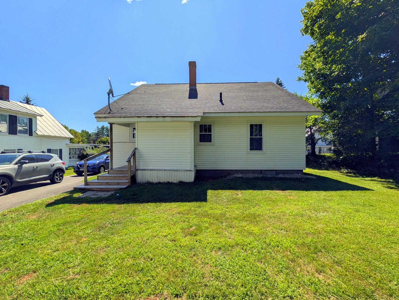 main property photo 37