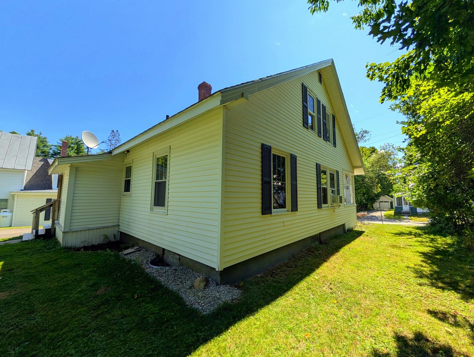main property photo 38