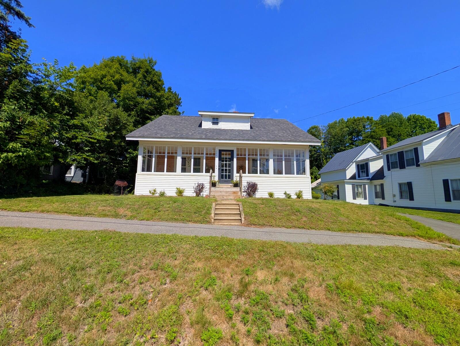 main property photo 45